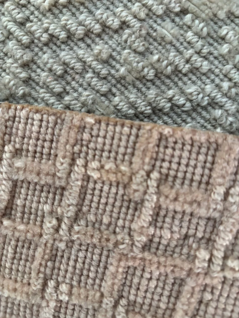 Bomat rugs. Wool. Staircase carpet. NOBILIS Carpets.  Finished rug. High-end rug. Clarence. Brixton. Brighton. Cornwool. Dorset. Douglas. Etosha. Granada. JAB Carpets. Infinity. Destiny. Massimo. Earth bamboo. Earth. Escape. Karma wool.