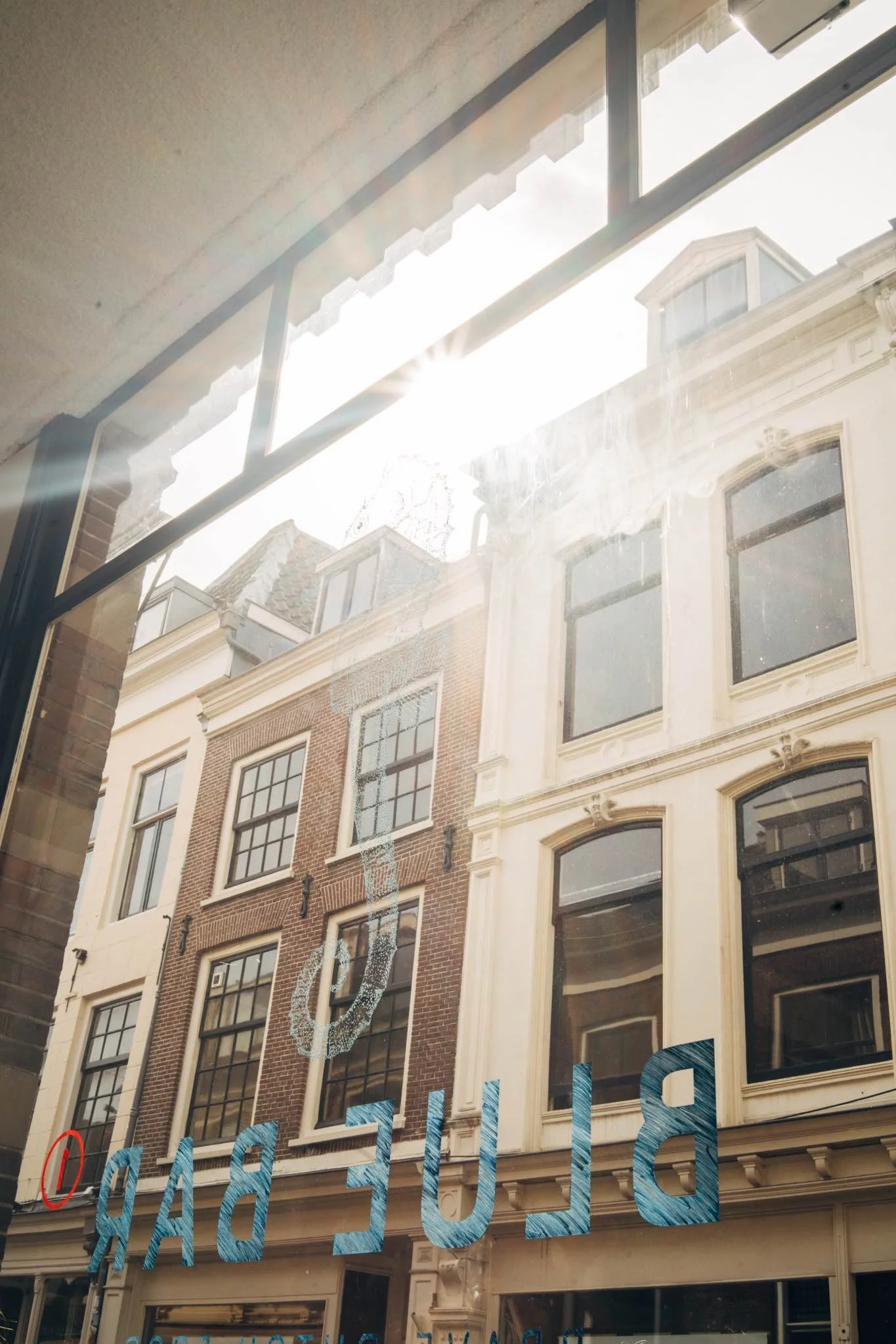 BLUE BAR 1_FABIAN CALIS_30-03-2022_00693_9_11zon.jpg