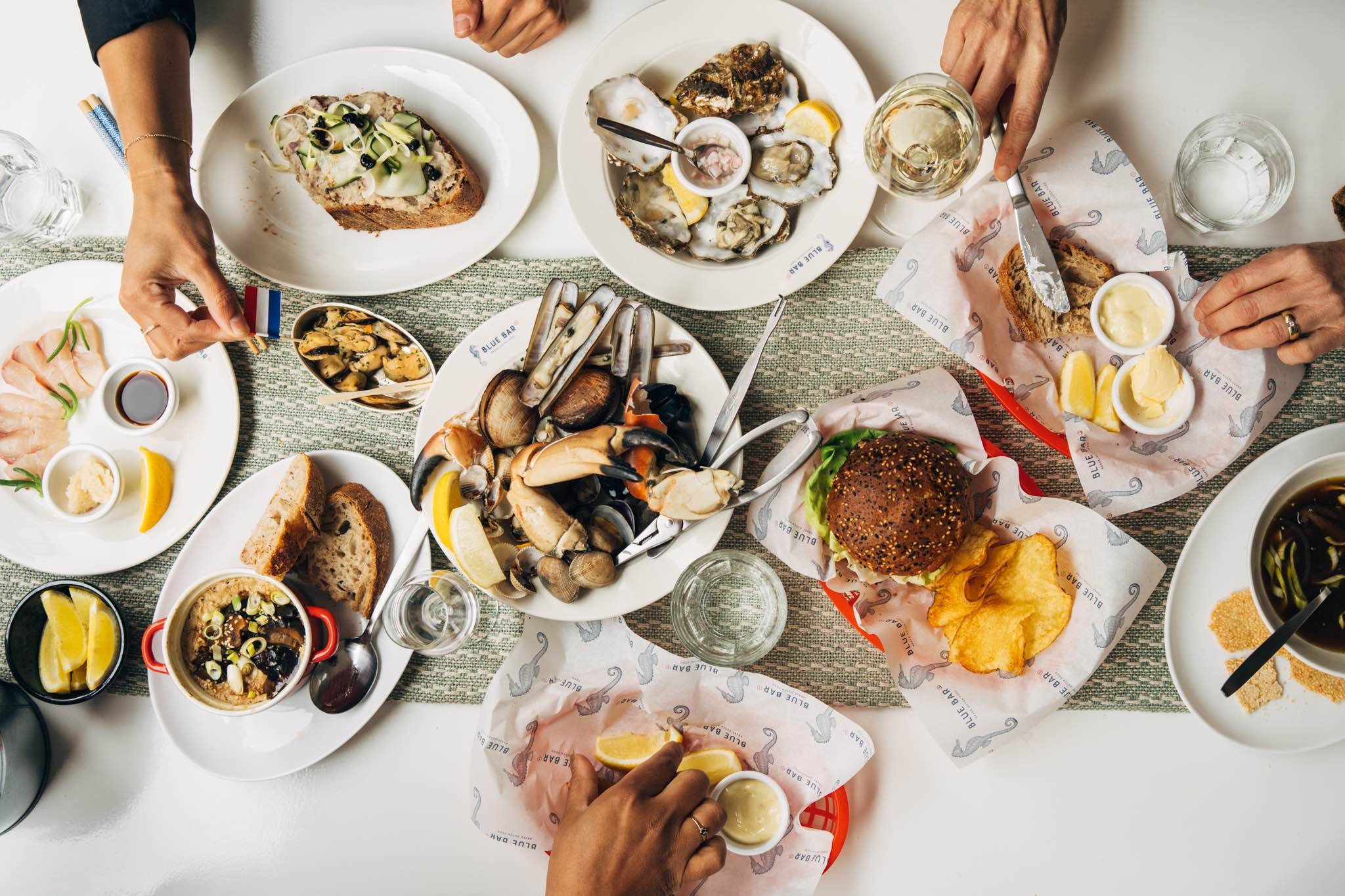 BLUE BAR 1_FABIAN CALIS_30-03-2022_00442_6_11zon.jpg