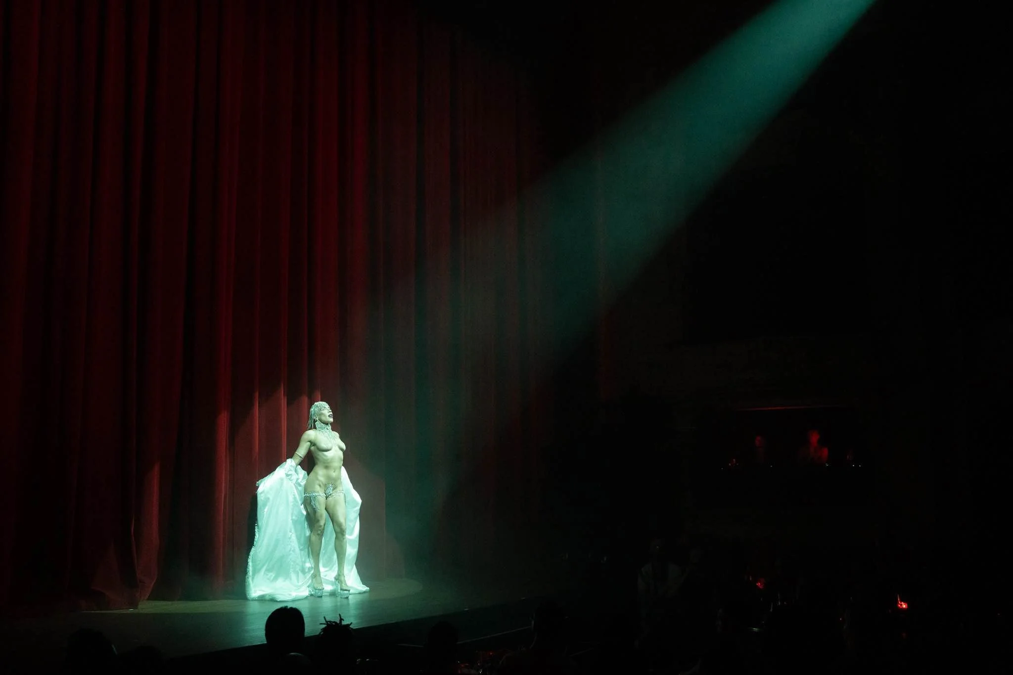 AMBER VINEYARD_FABIAN CALIS_31-07-2025_-08211_1_11zon.jpg