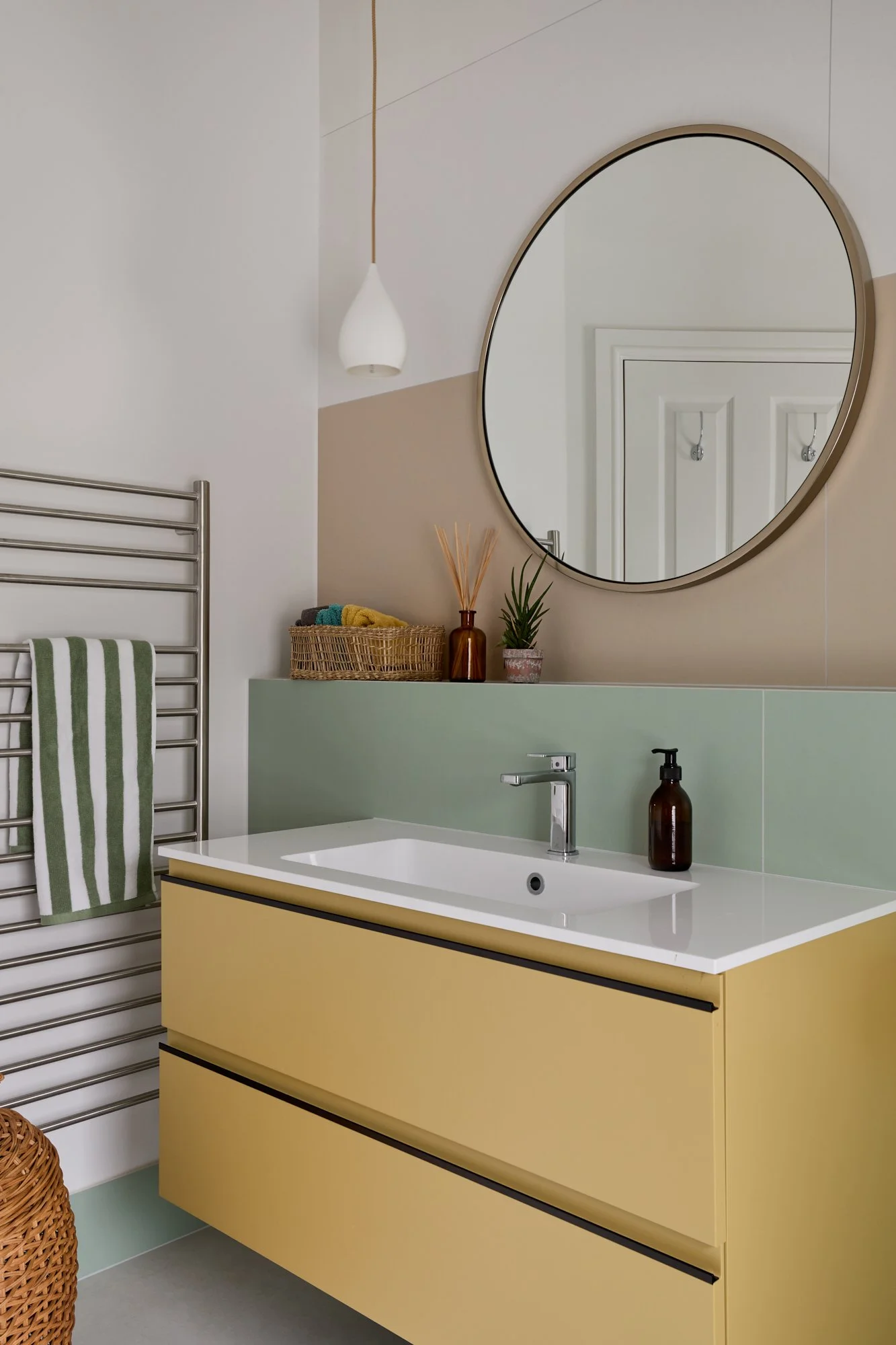 Altenburg Gardens 1.jpg