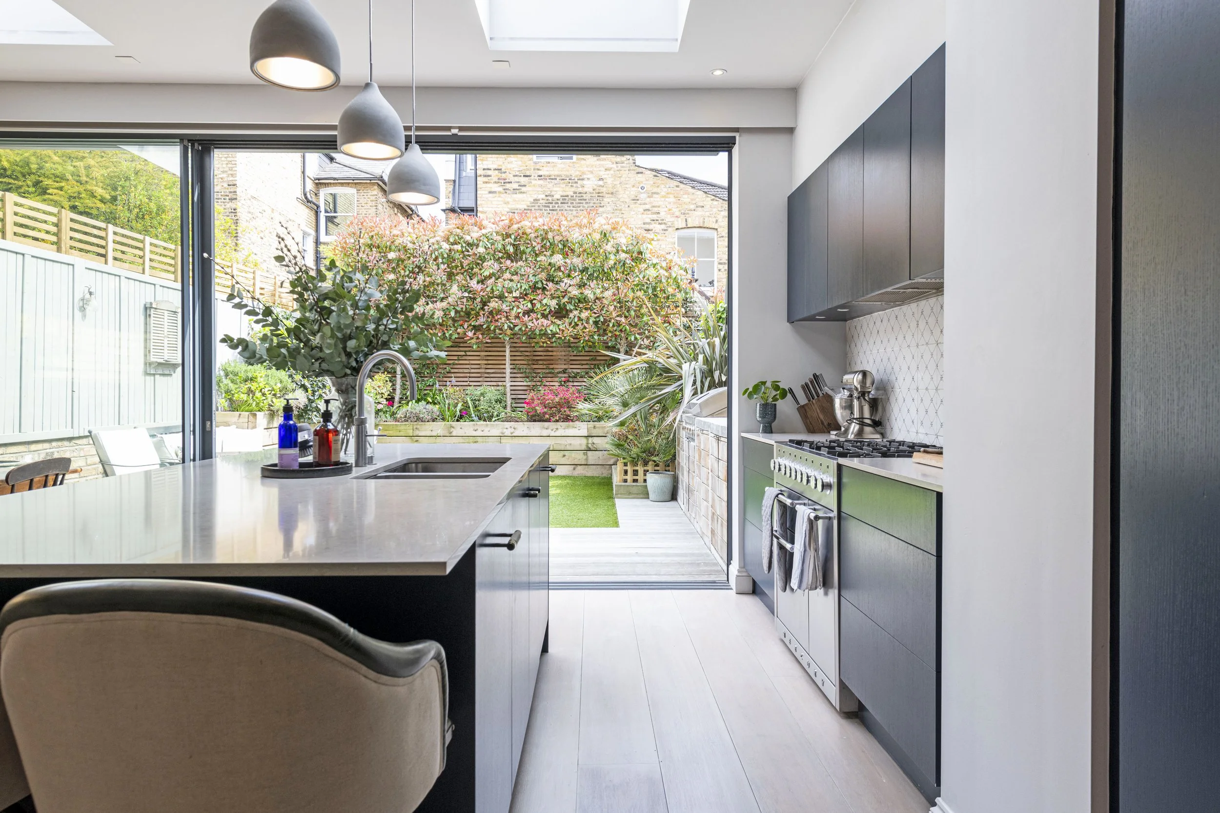 Bennerley Road, SW11