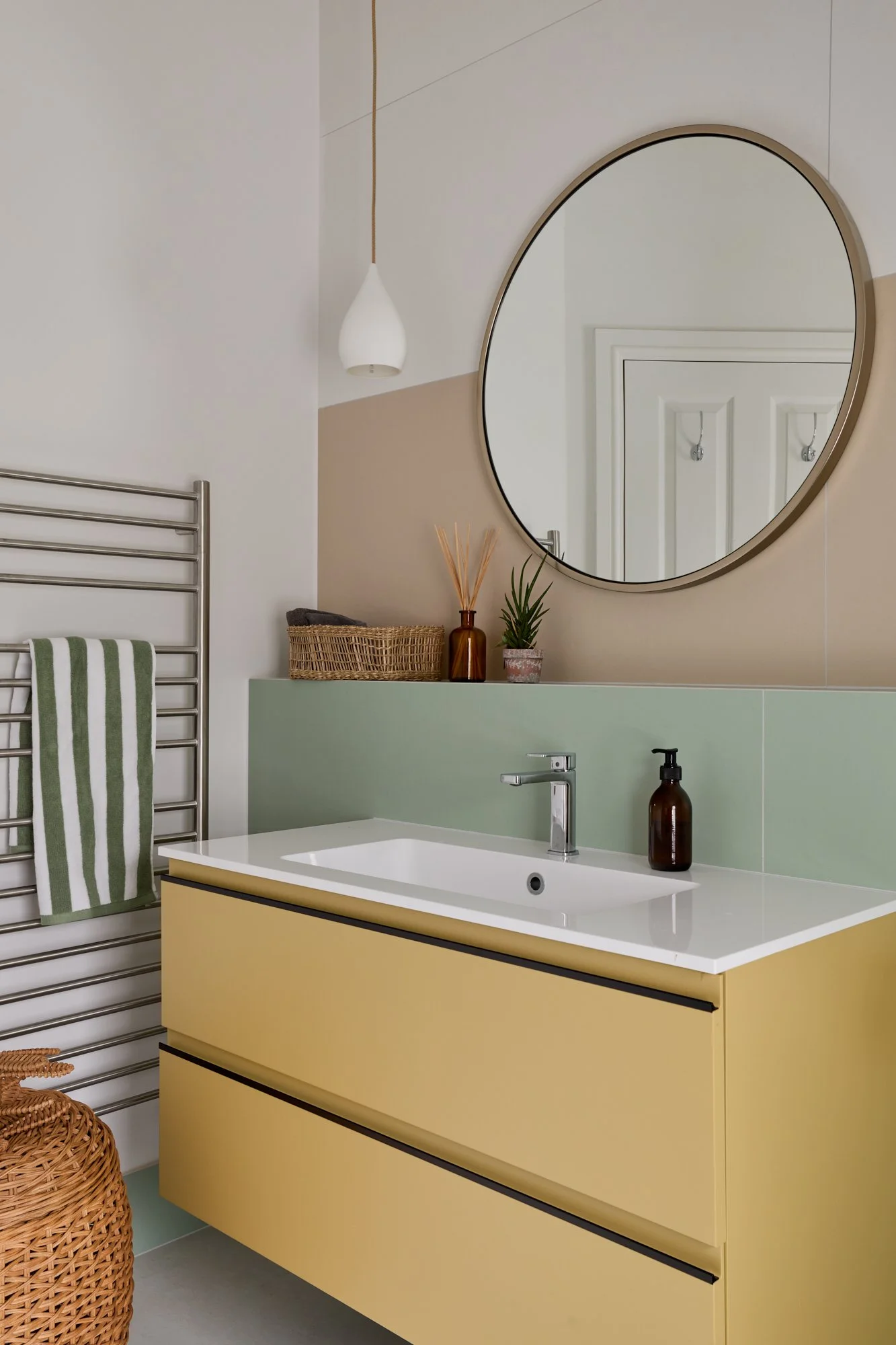 Altenburg Gardens 2.jpg