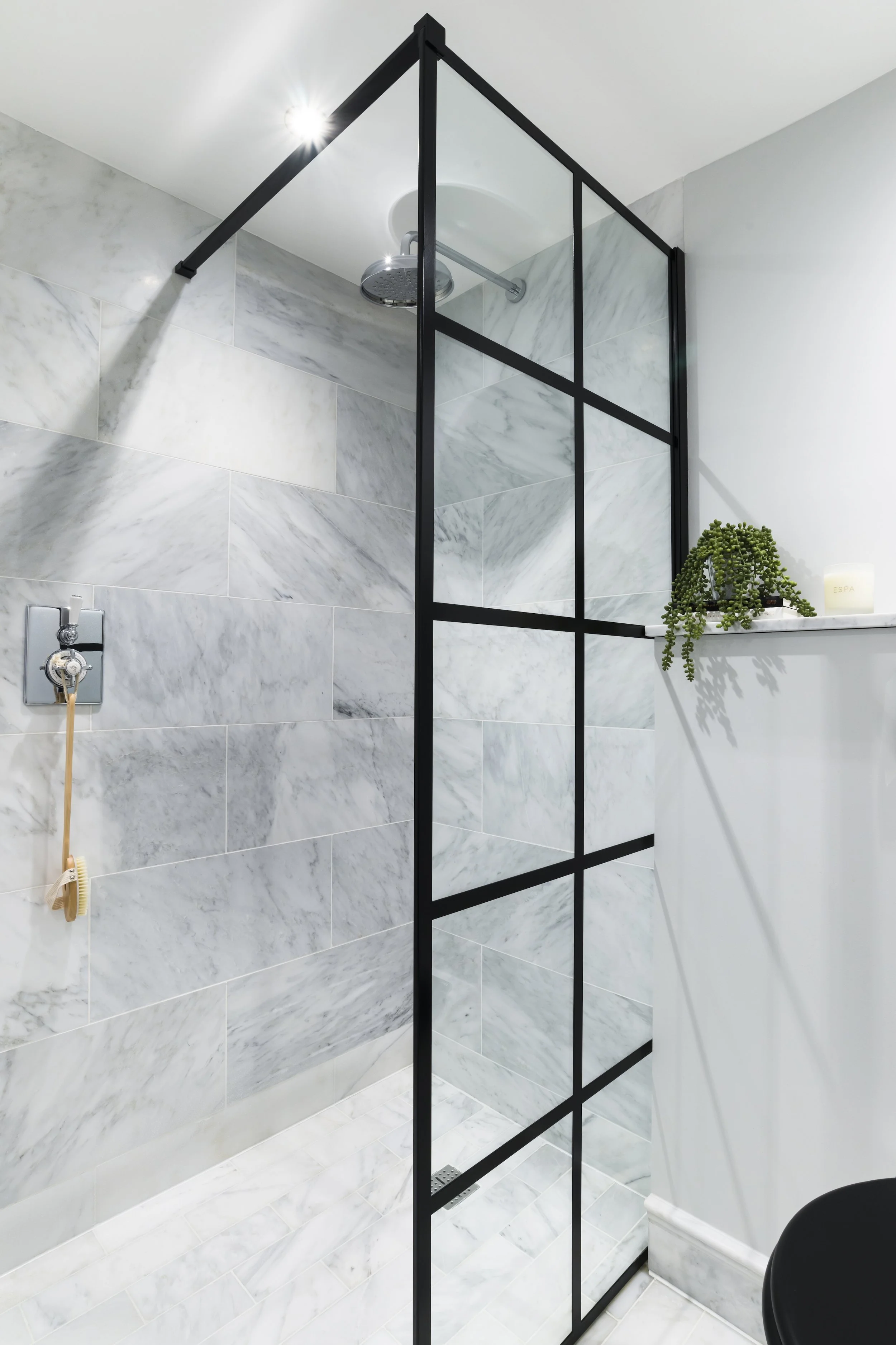 ExhibitionRd_VR_10 copy.JPG