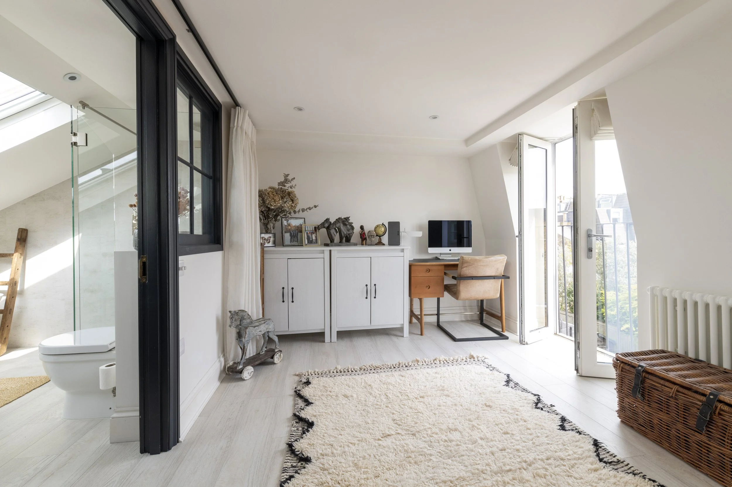 86 Bennerley Rd Bed 9.jpg