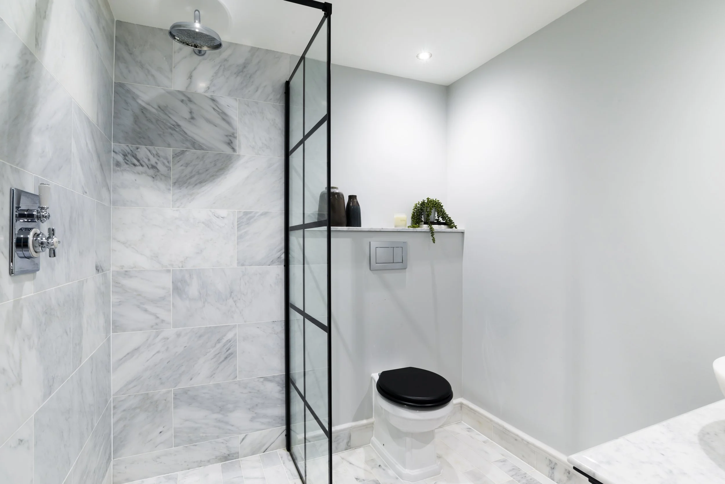 ExhibitionRd_VR_12 copy.JPG