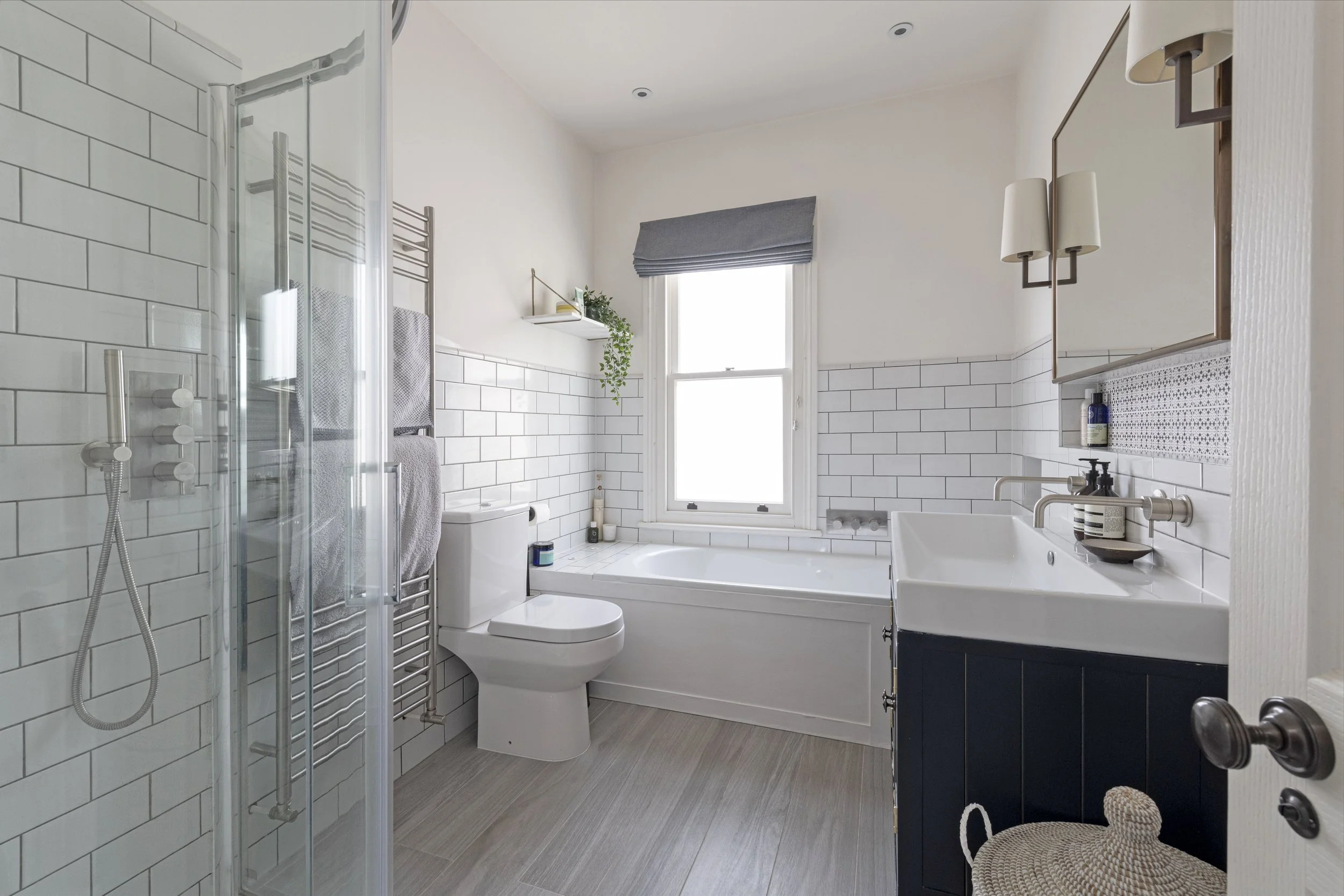 86 Bennerley Rd Bath 1.jpg