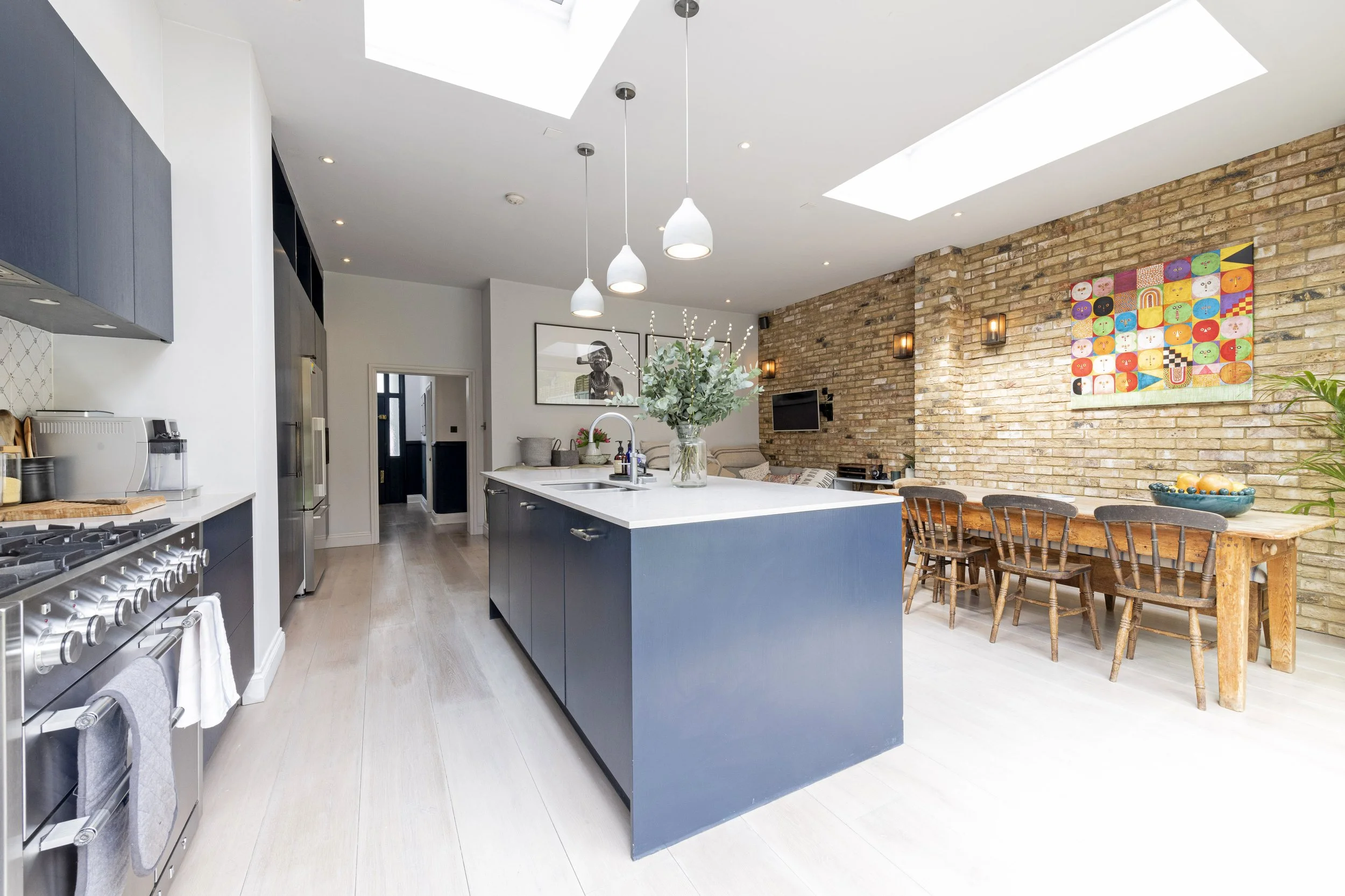 86 Bennerley Rd Kit 7.jpg