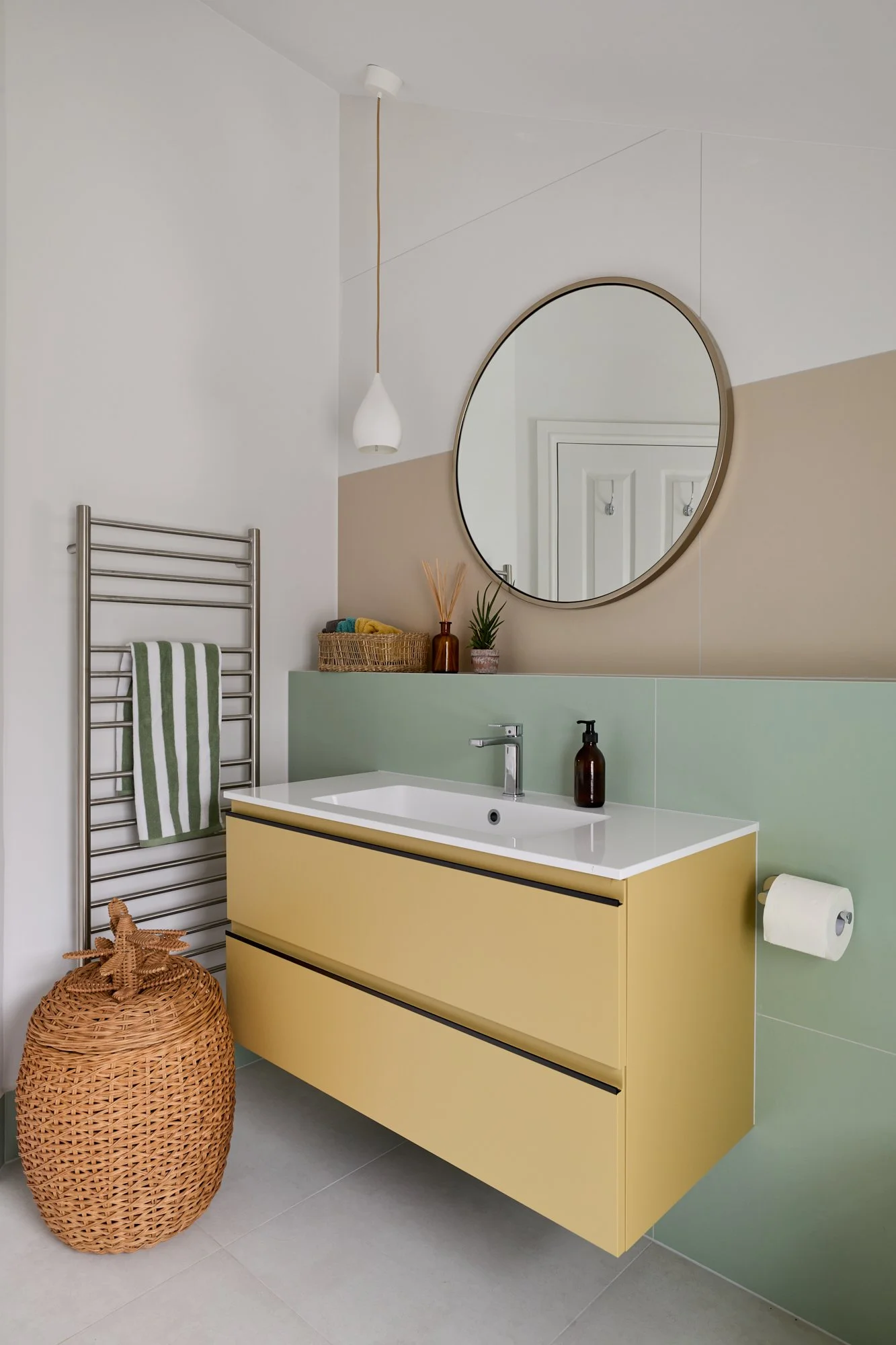 Altenburg Gardens.jpg