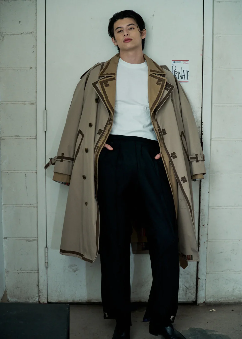  seams trench coat by official rebrand £227.00