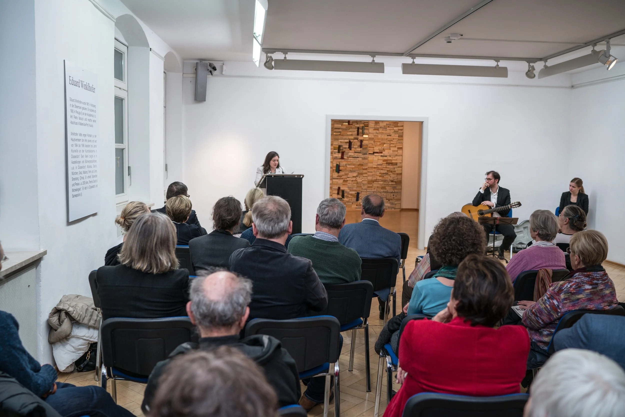 Eröffnung von Ausstellung in Regensburg des Zeitgenössischen Künstlers Eduard Winklhofer, Kunst & Gewerbeverein, 2018