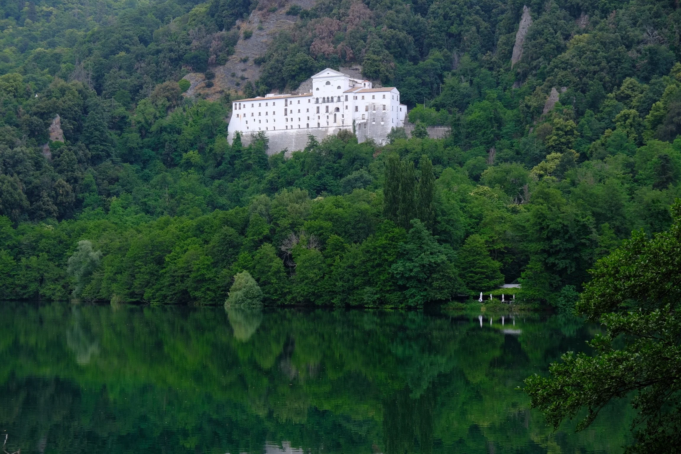 lake of monticchio.JPG