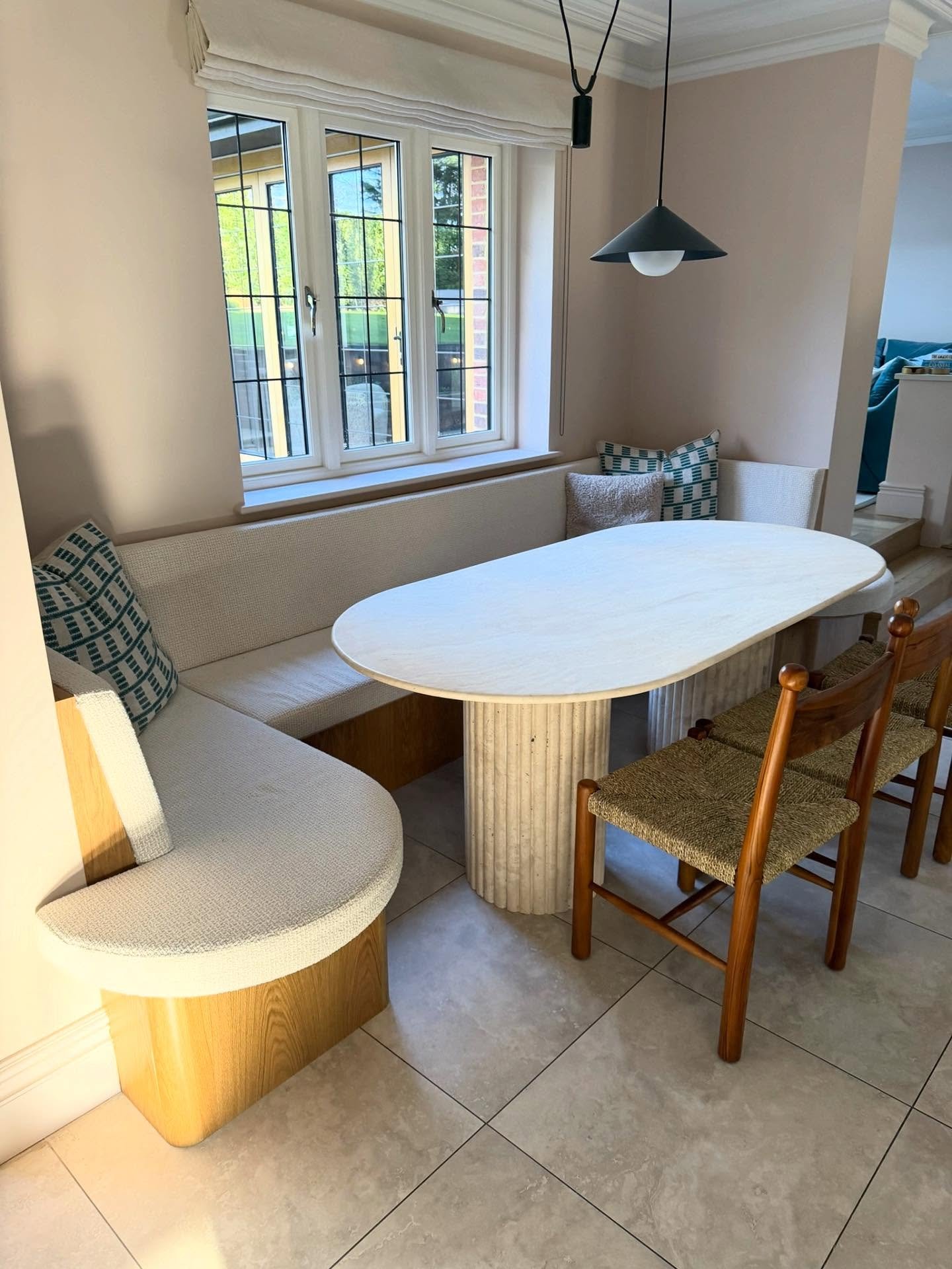 The perfect morning coffee spot. ☕️ We make every space work for your practical needs while remaining aesthetic and impactful. 

We created this stained oak banquet seating with bespoke upholstery to maximise the useable area, while ensuring a comfor