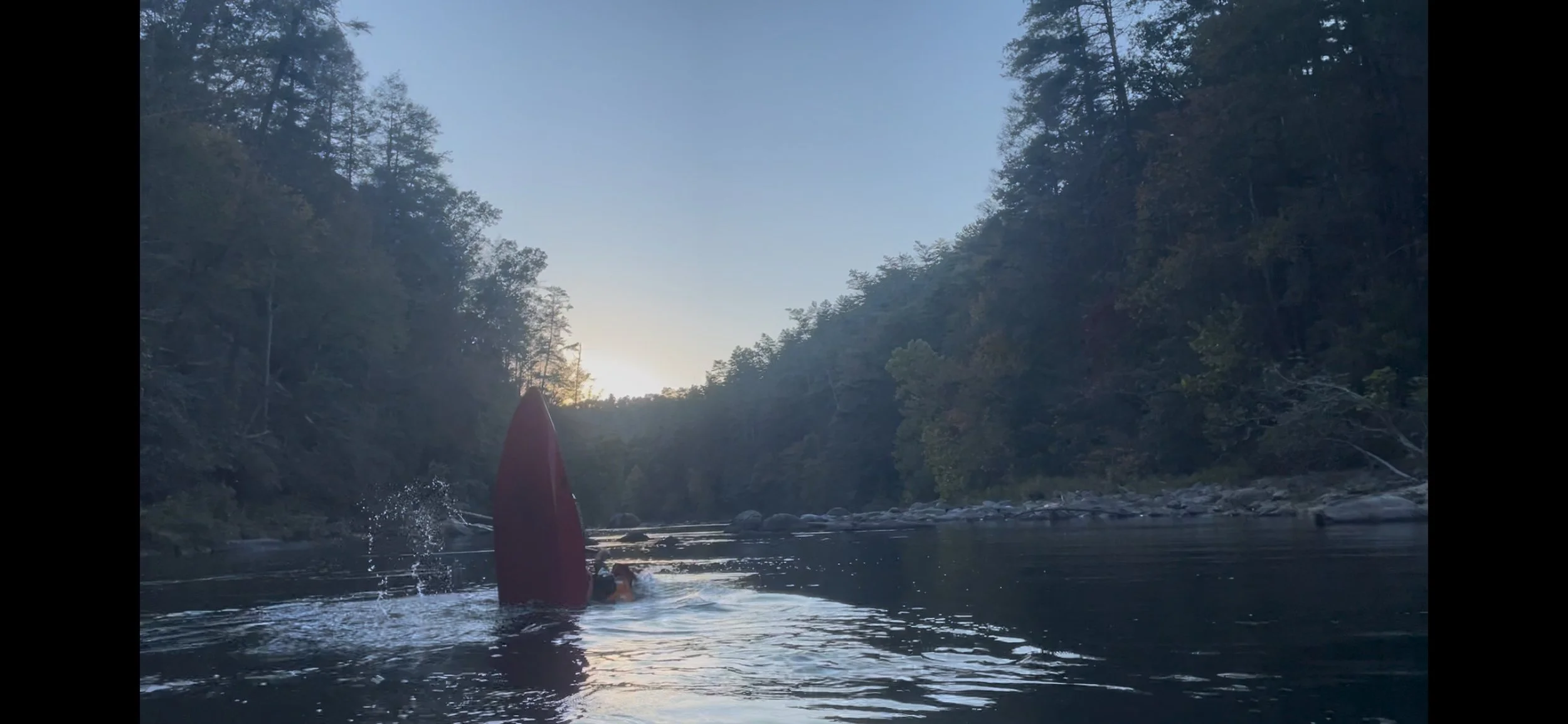 Dagger Kayak Doing a Stern Squirt