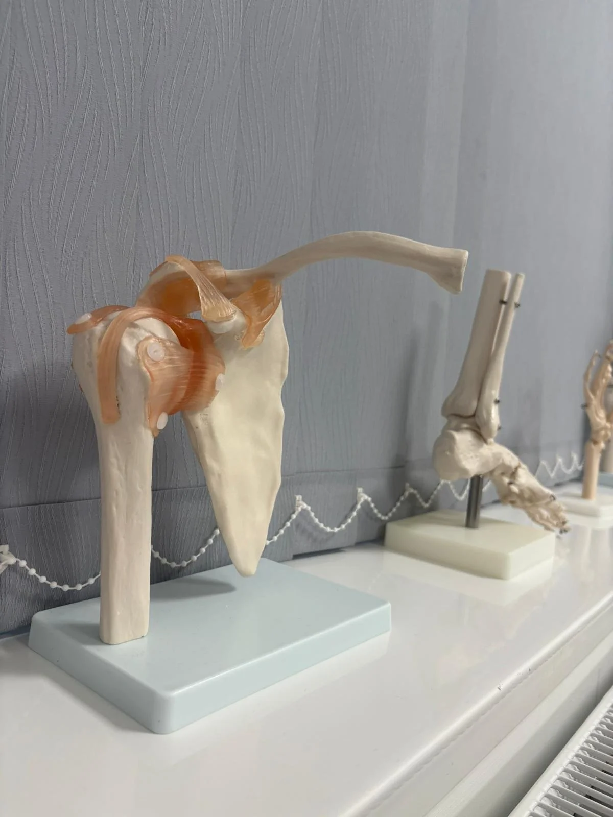 ⭐ Struggling with shoulder pain?