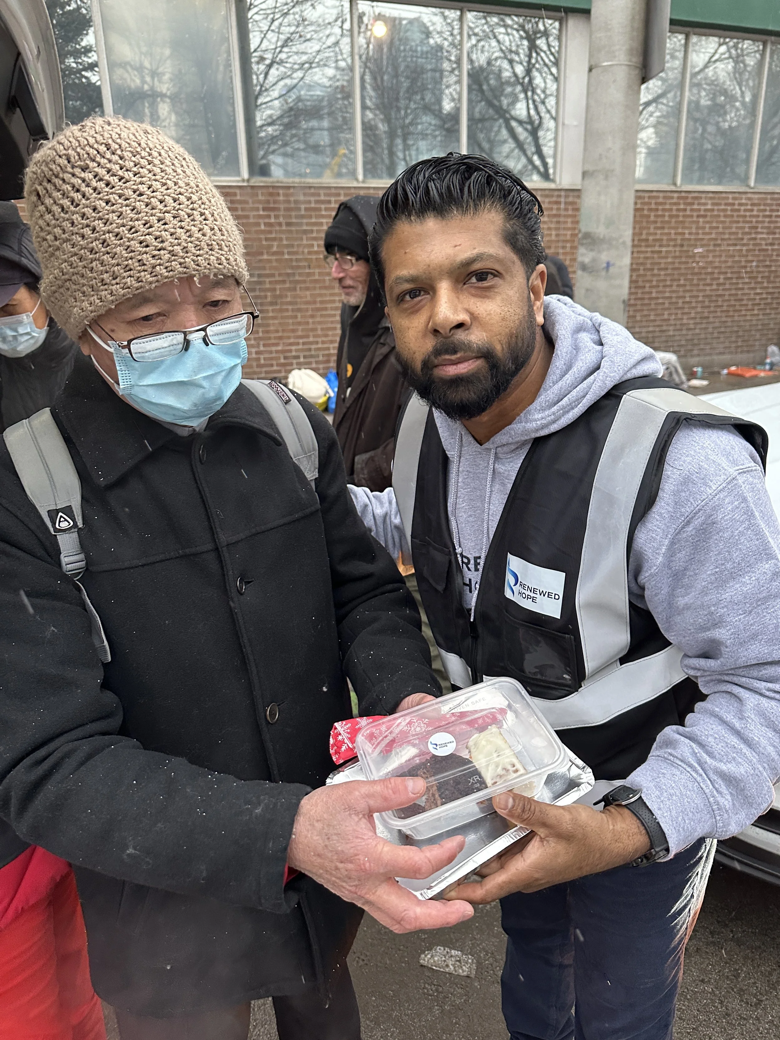 Renewed-Hope-Hand-Delivering-Food-to-those-in-need