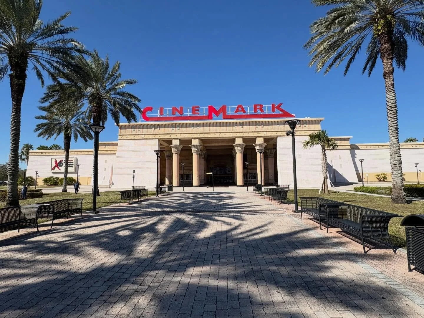 Cinemark Paradise - Davie, FL
Theater #7 of 2026

#movies #movietheaters #cinemark #tourdecinemas