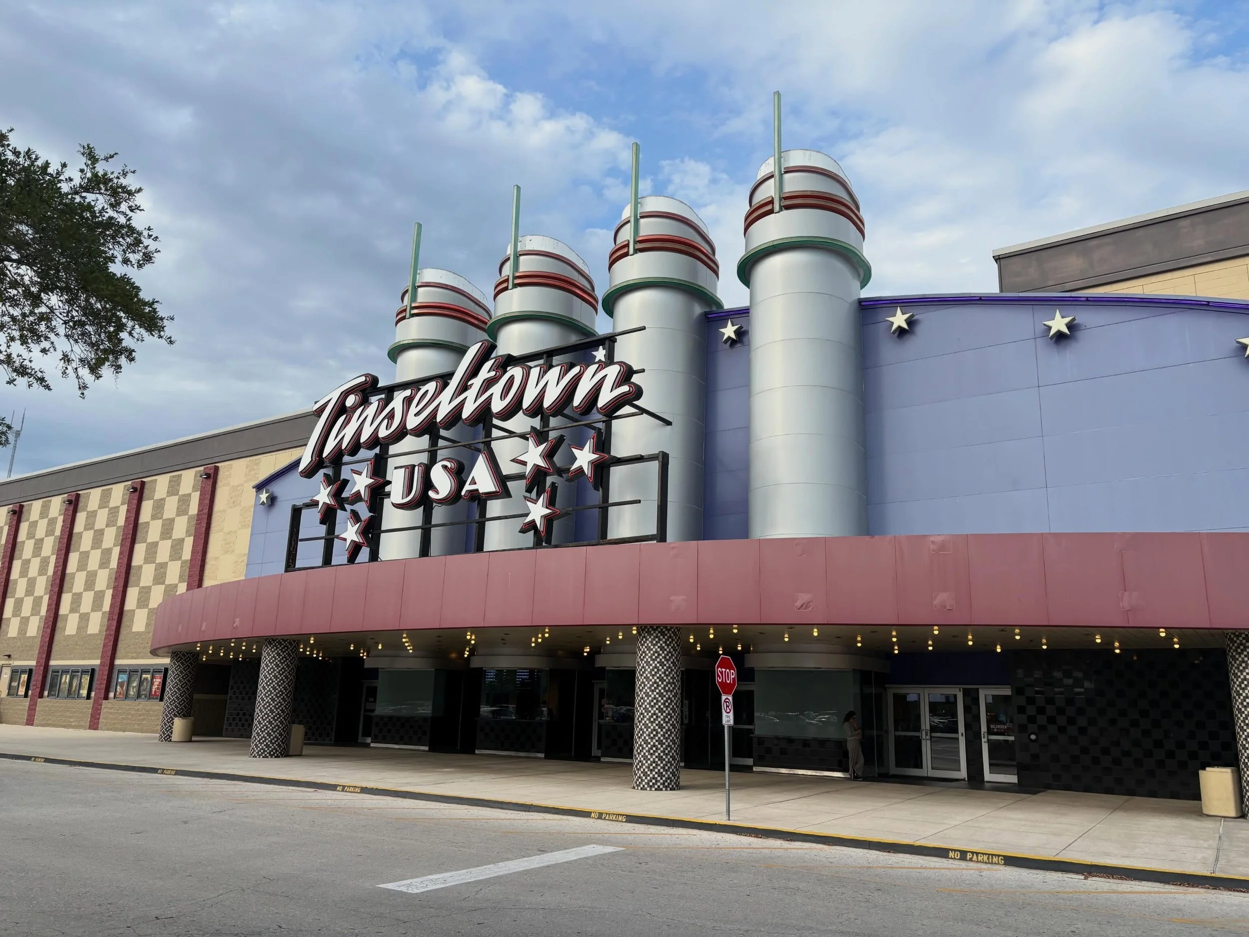 Cinemark Tinseltown - Jacksonville, FL

Theater #20 of 2026

#cinemark #movietheater #tourdecinemas