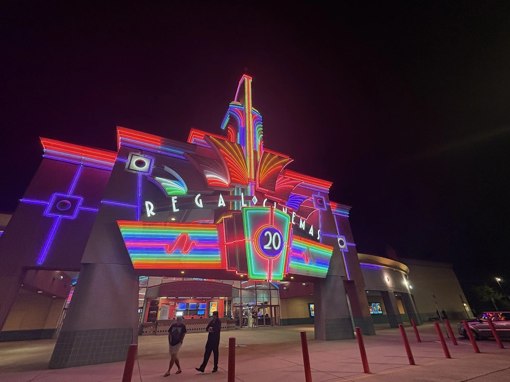 Regal Avenues - Jacksonville, FL