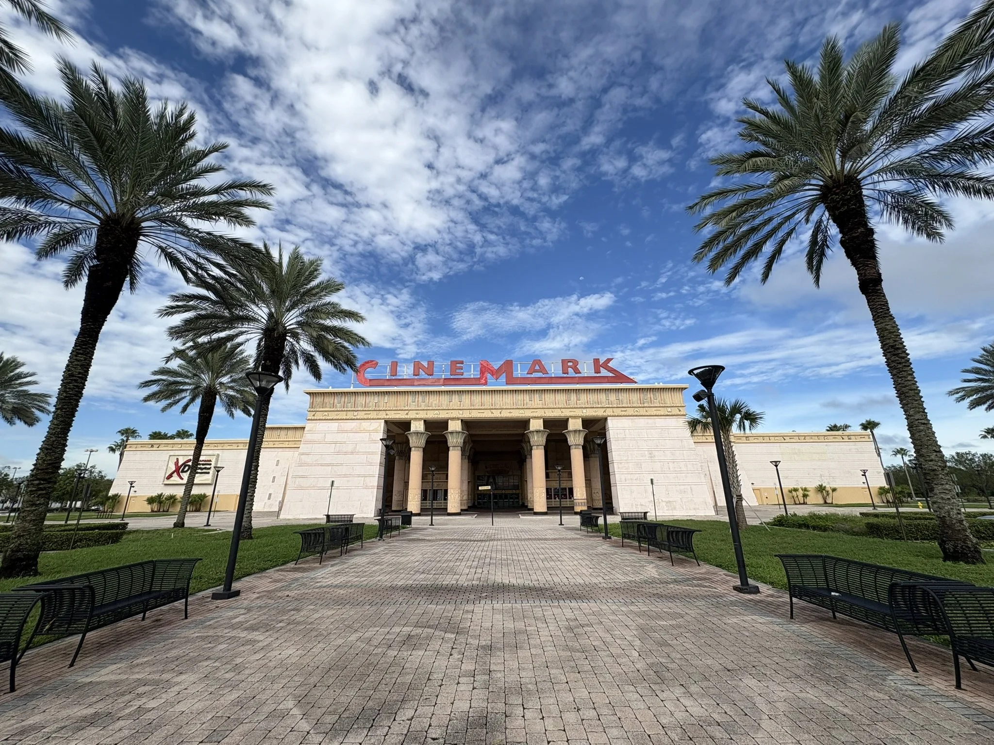 Cinemark Paradise - Davie, FL