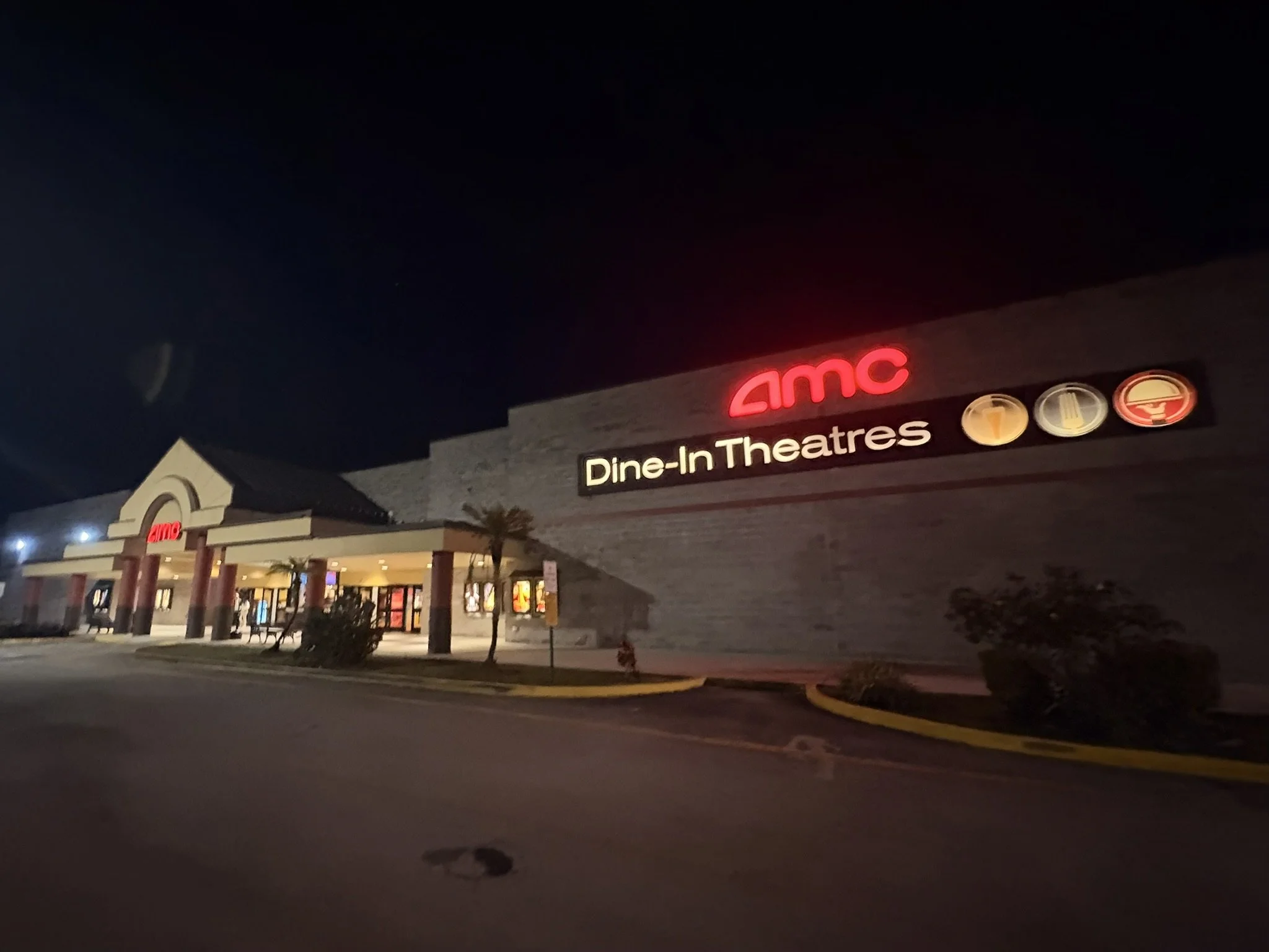 AMC DINE-IN Coral Ridge - Fort Lauderdale, FL