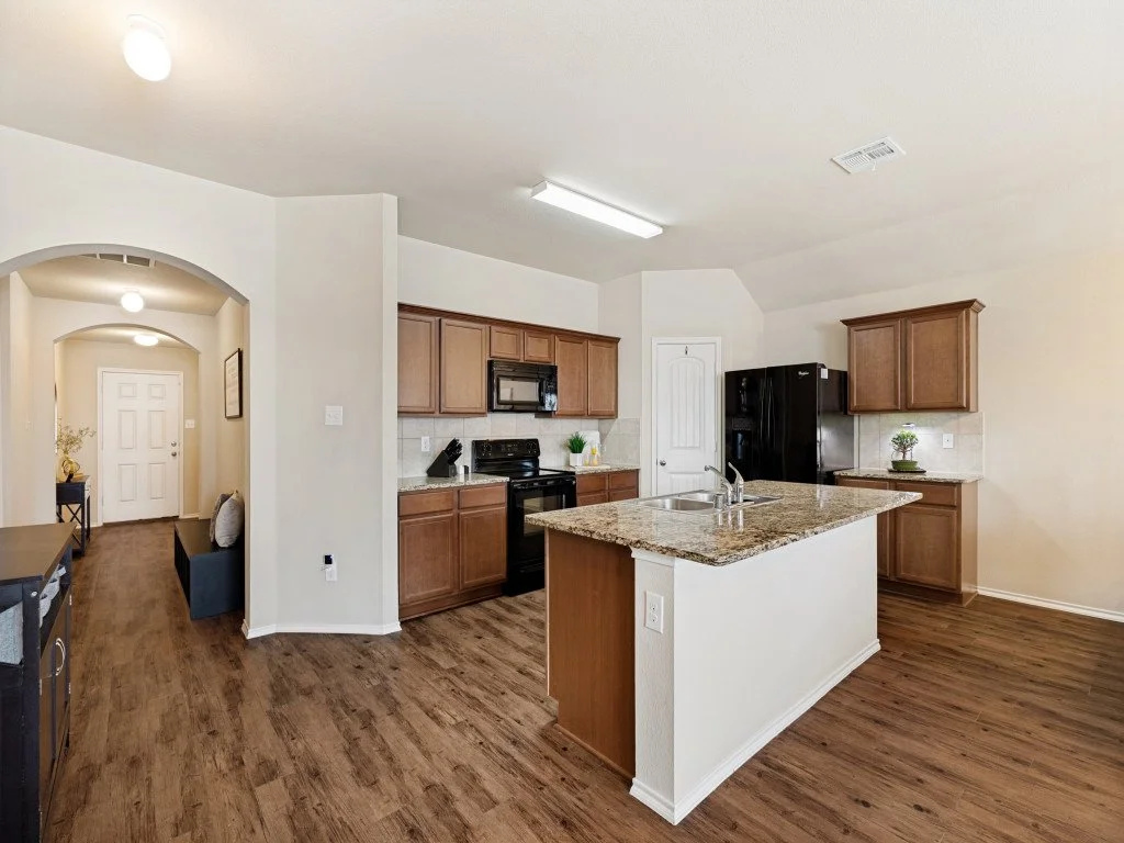 2104-shady-glen-trl-princeton-tx-75407-MLS-7.jpg
