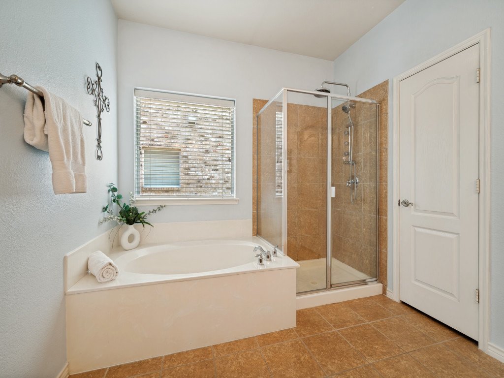 13442-four-willows-dr-frisco-tx-75035-MLS-20.jpg