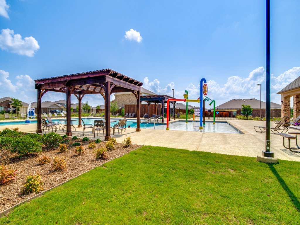 2104-shady-glen-trl-princeton-tx-75407-MLS-26.jpg