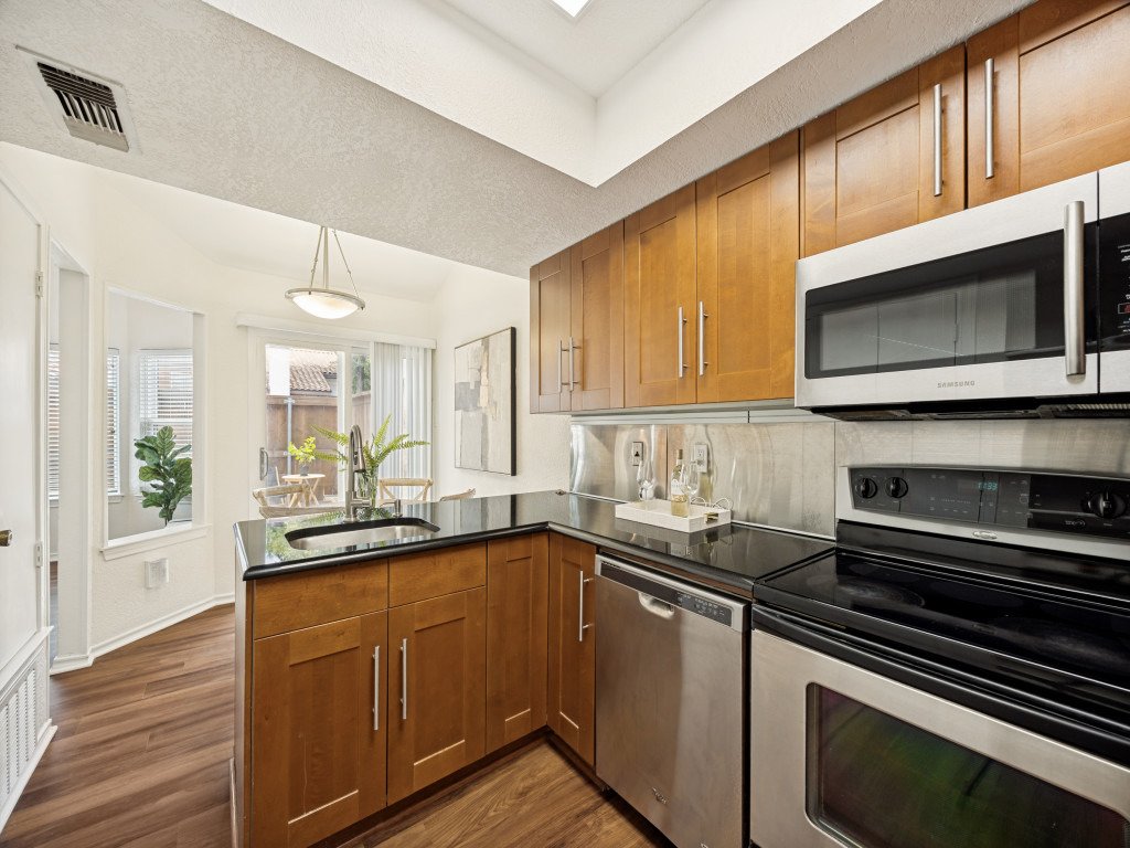 14151-montfort-dr-252-dallas-tx-75254-2-MLS-8.jpg