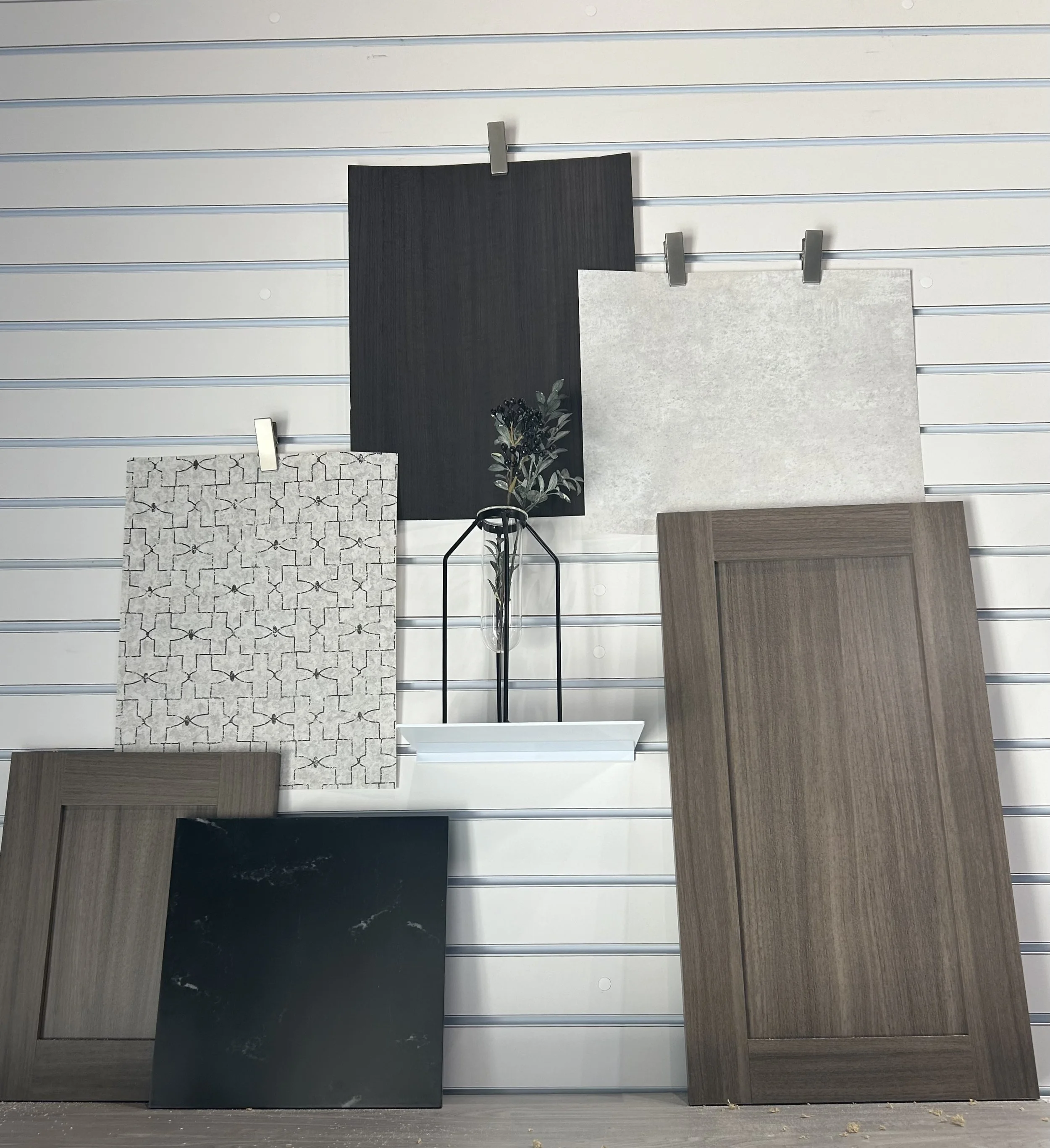 Wall Design- This is the third section of the project I was tasked to complete. In this section, I focused on the darker colors. To balance out the black and dark brown colors, I added a light wallpaper. 