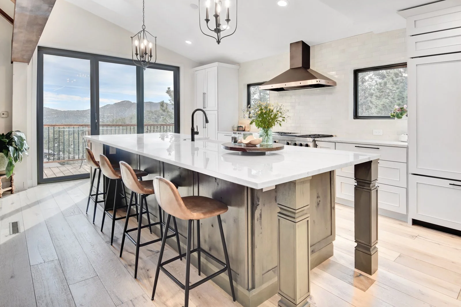 Mountain Family Home - New Vibes, Old Memories