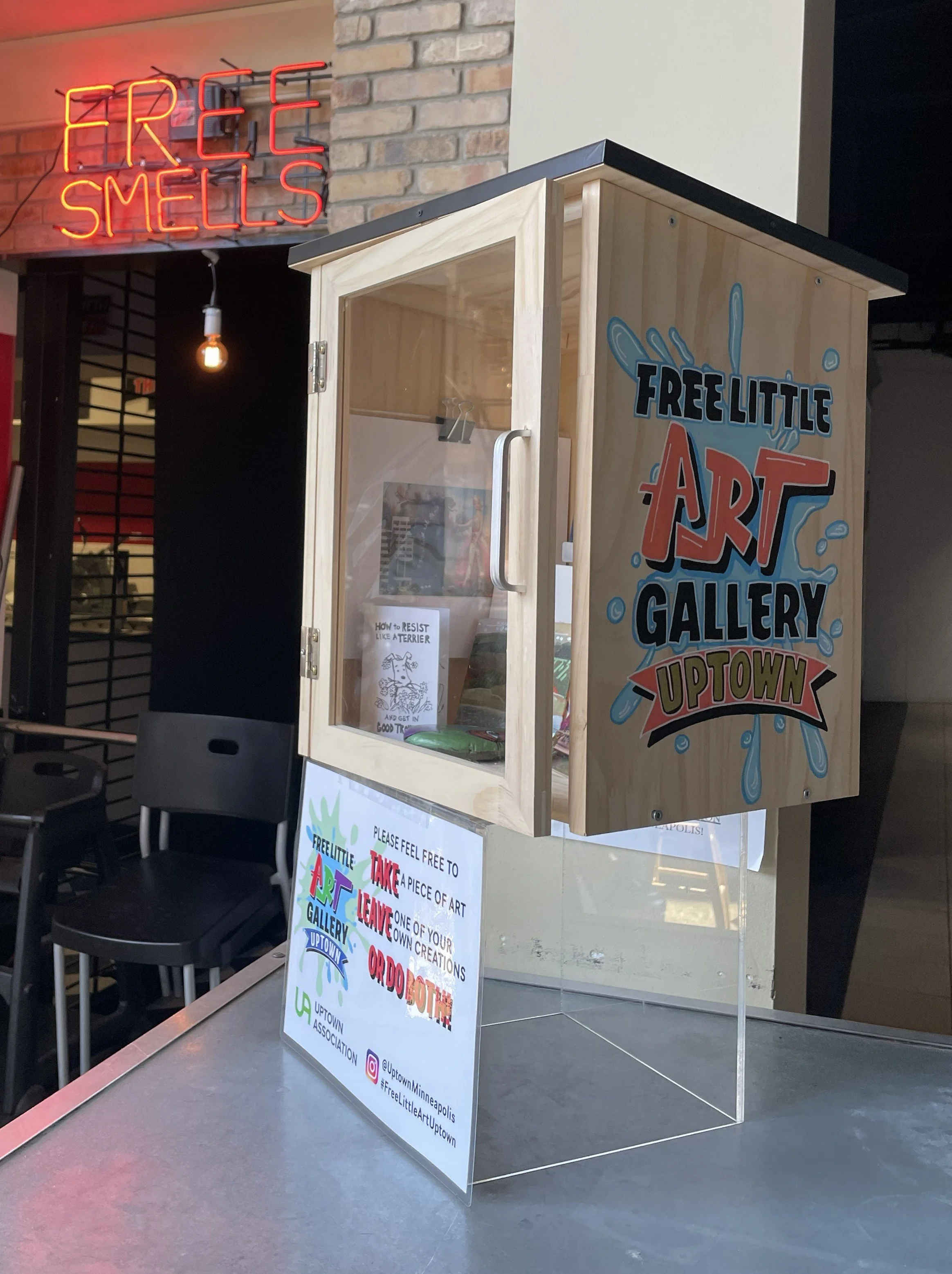 Free Little Art Gallery