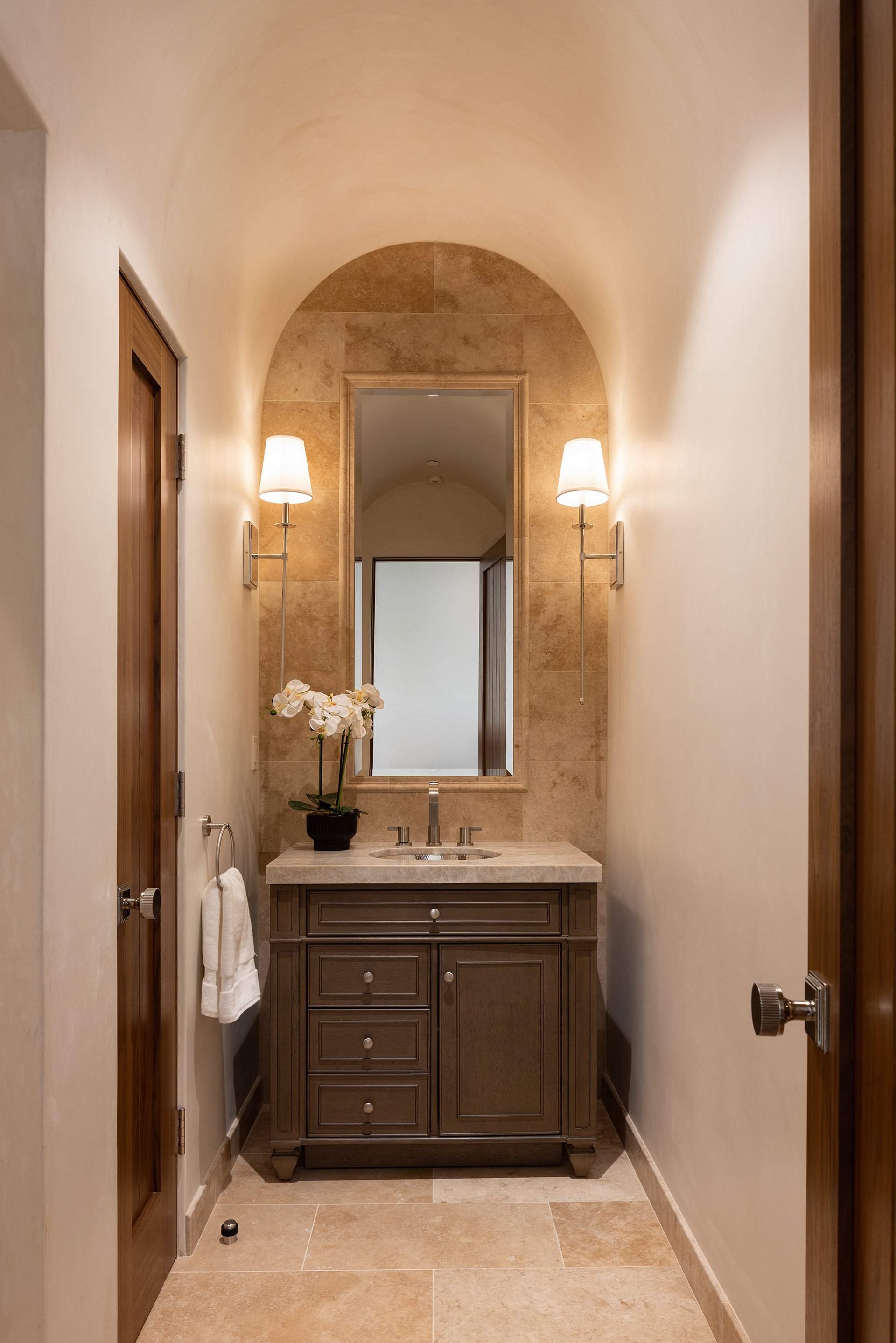 21 24275ViaMalpasobath.jpg