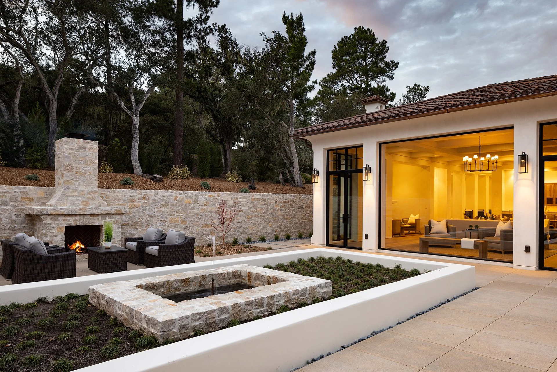 49 24275ViaMalpasoback.jpg