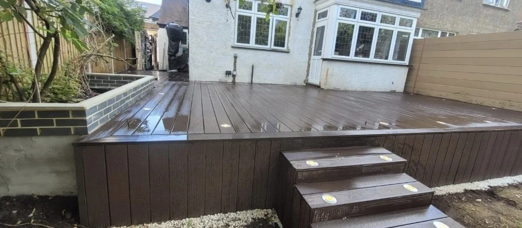 London house garden decking 2.jpg