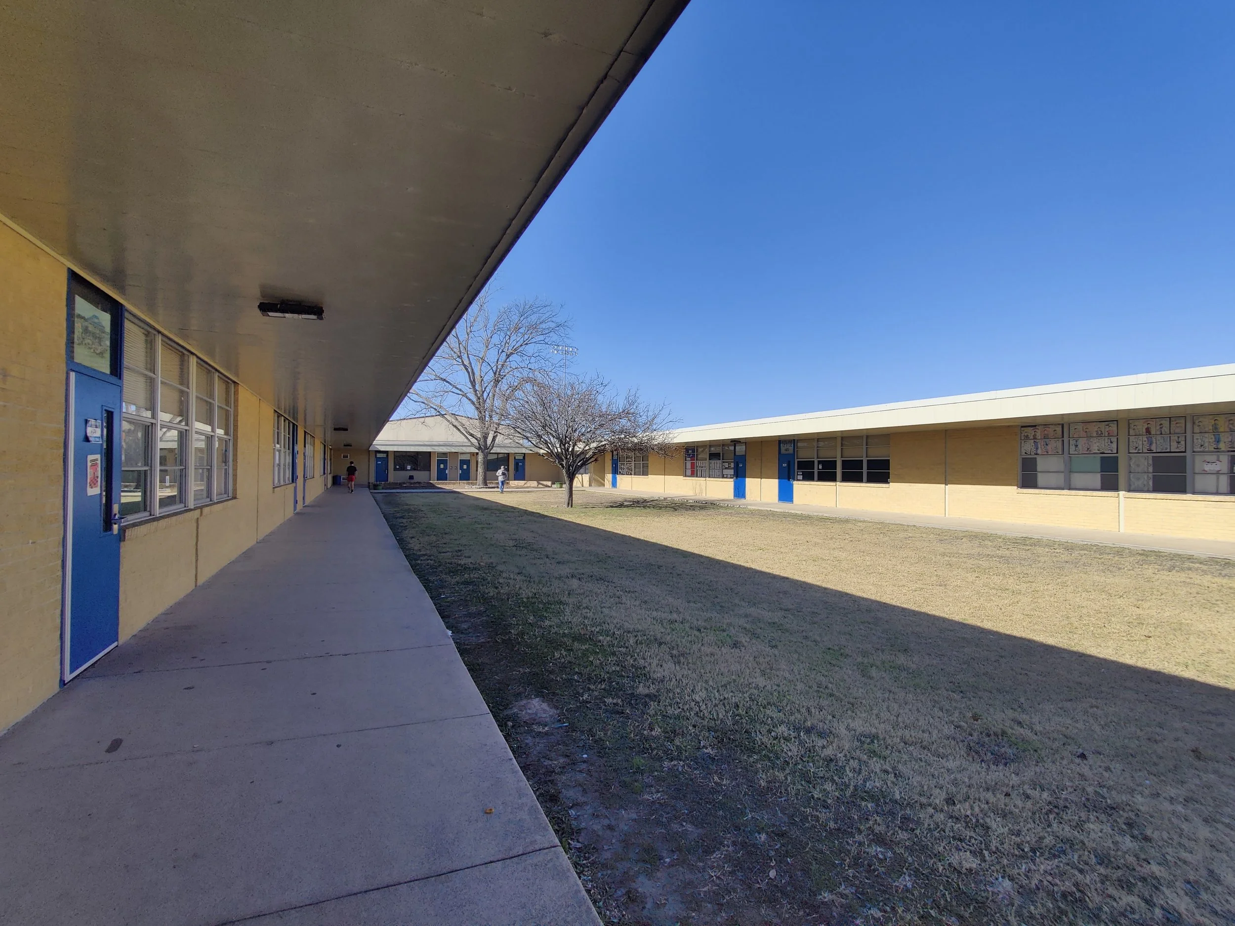 Lampasas Middle School Exterior