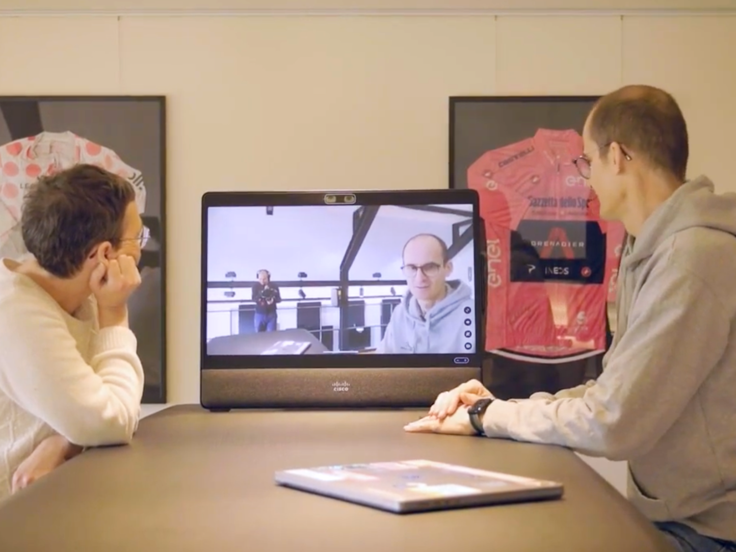 Praxistext Cisco Desk Pro G2