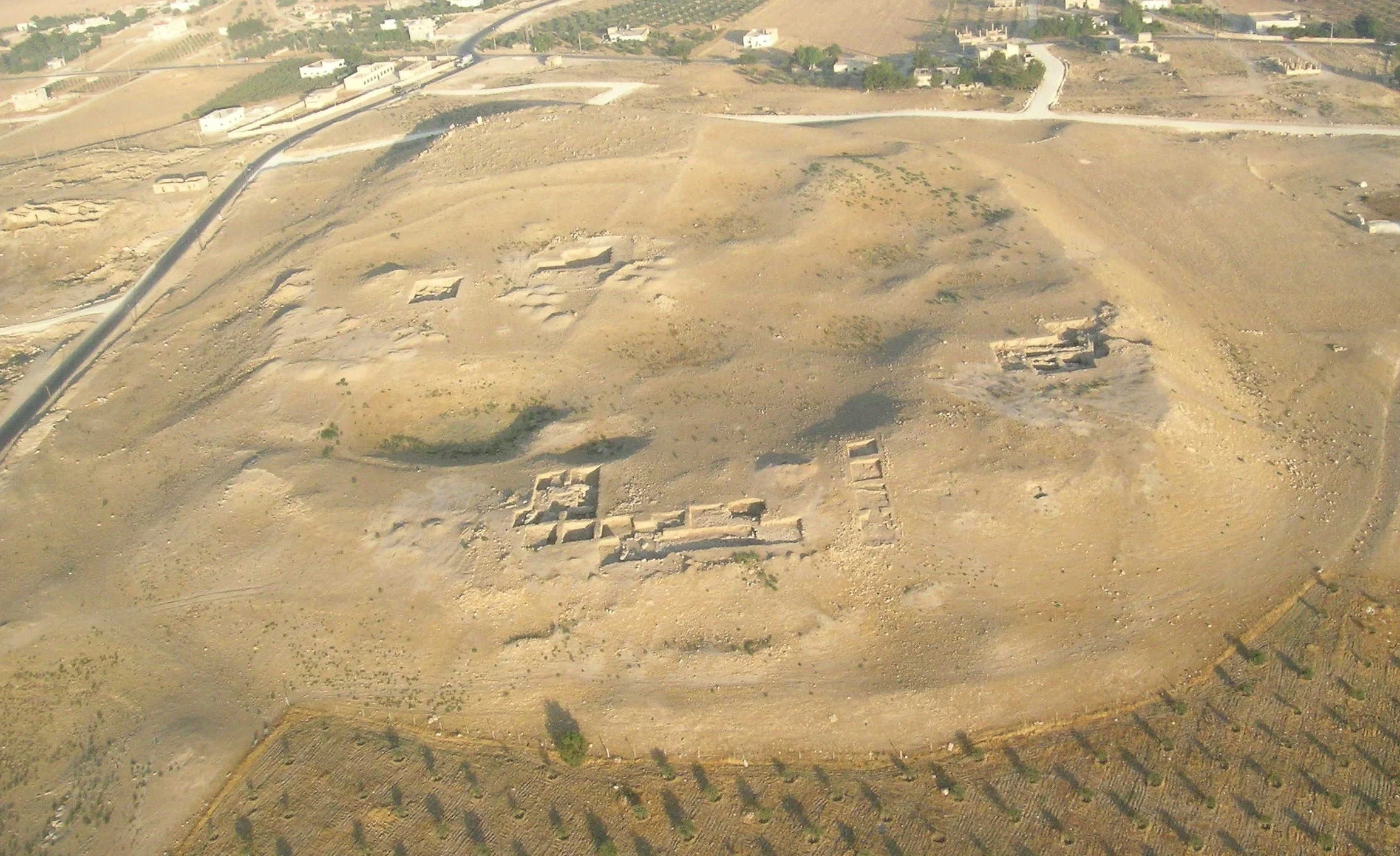 Aerial of Jalul 2004B.jpg