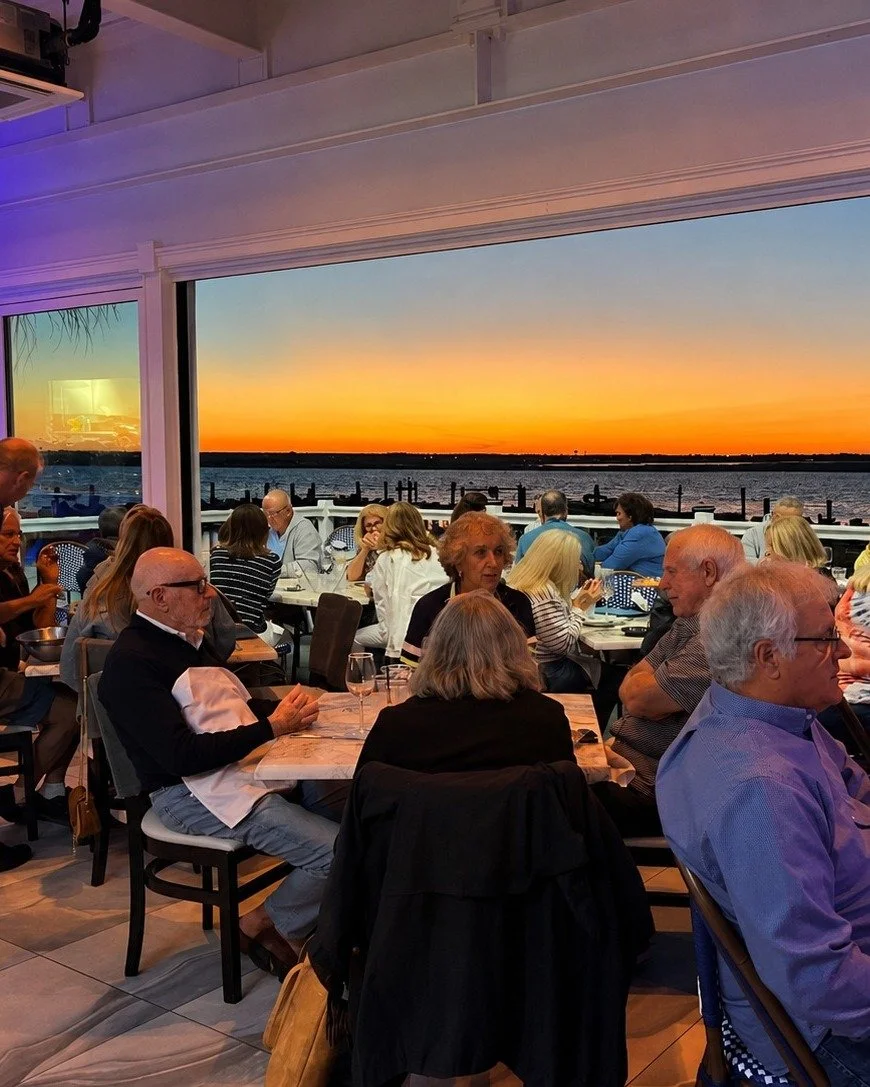 It's Friday Eve &amp; the weather understood the assignment. ☀️

78&deg;, UV 8, &amp; a perfect excuse to trade the group chat for a table by the water, an Aperol Spritz, &amp; a long dinner that turns into sunset drinks. 🍊✨

🪩 DJ Eddie Tully &bull