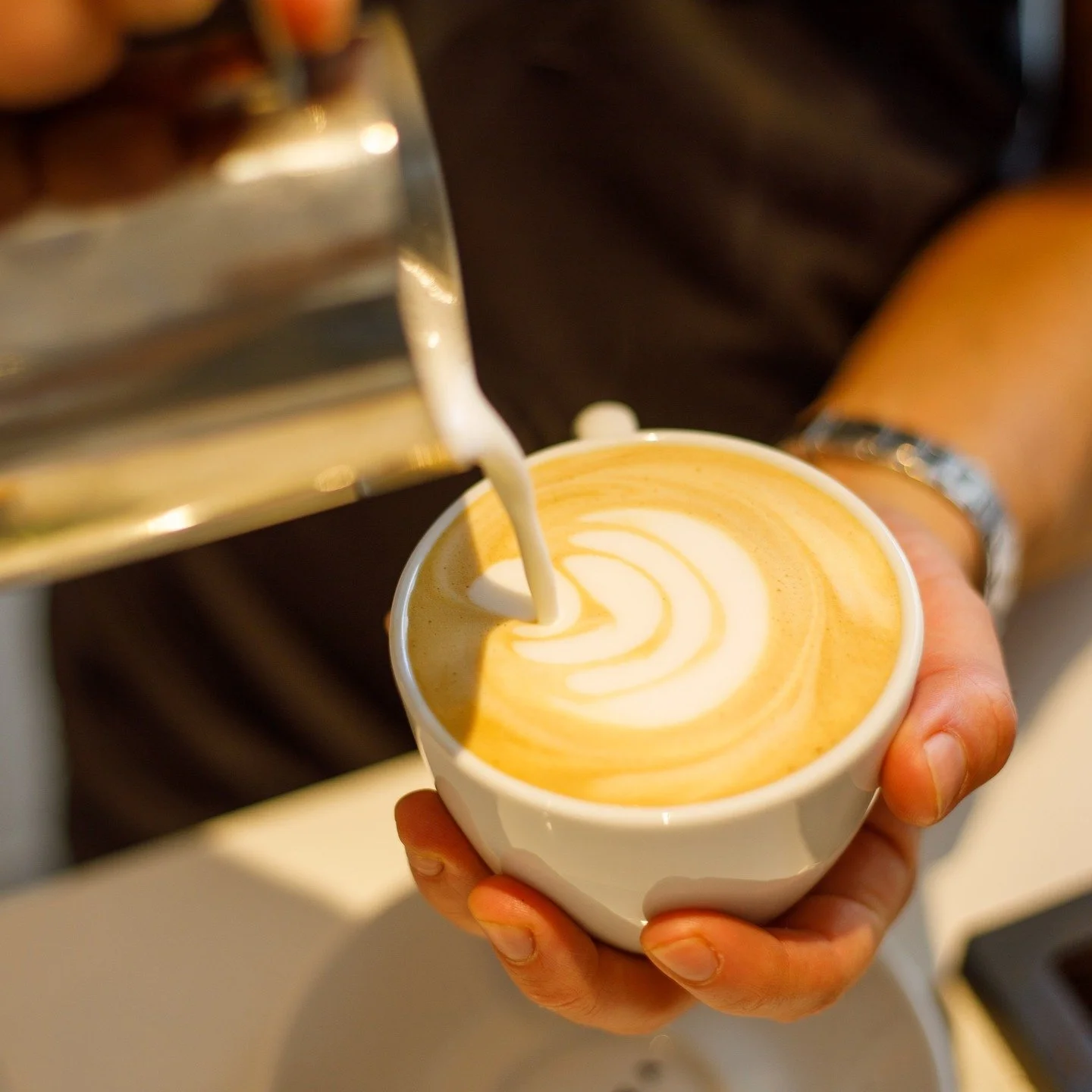 PUBLICITE CINEMA !!!
Nous avons eu le plaisir de r&eacute;aliser une toute nouvelle publicit&eacute; cin&eacute;ma, r&eacute;alis&eacute; par @Jo&euml;l Papillon ! Un moment de cr&eacute;ation, de partage&hellip; et beaucoup de passion !
✨ Et bonne n