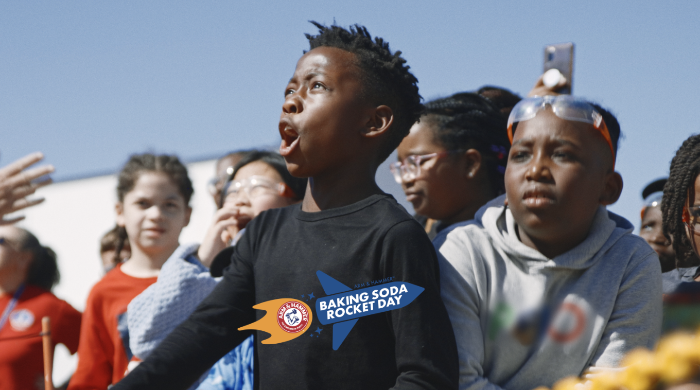 A&H BAKING SODA ROCKET DAY