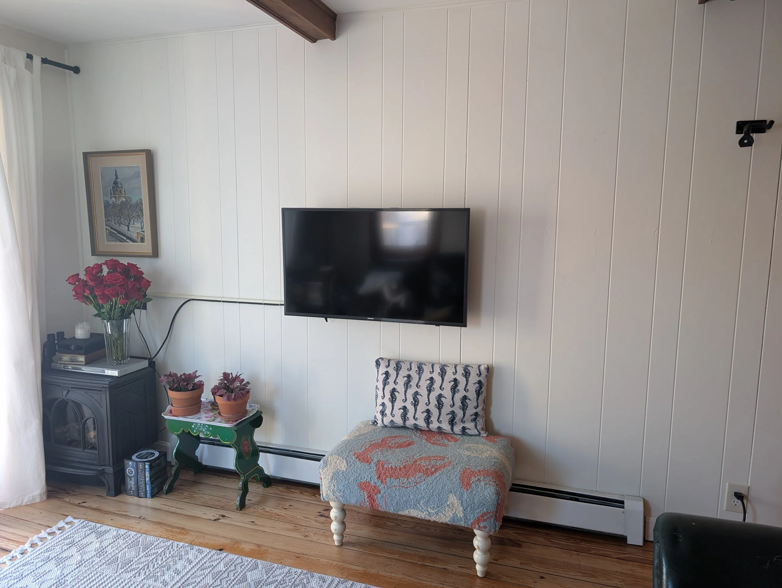 Sweet Spot Living Room.jpg