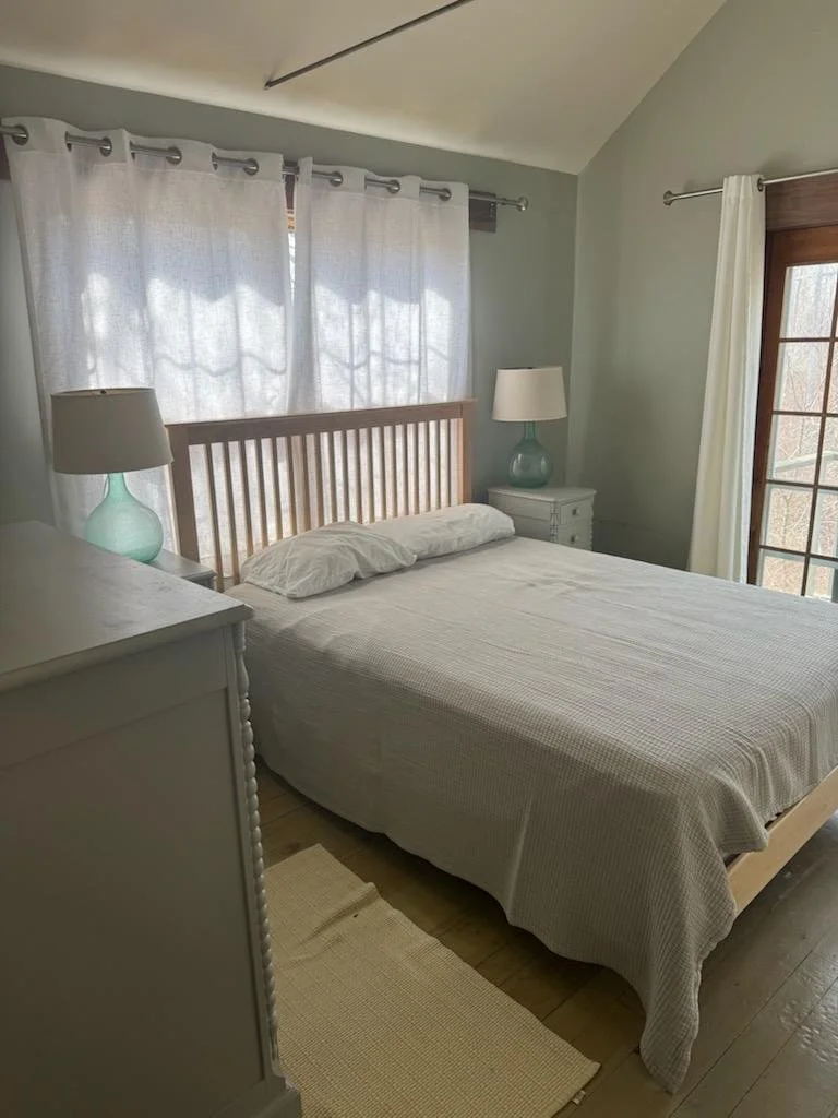 Sunrise View Bedroom 2.jpg