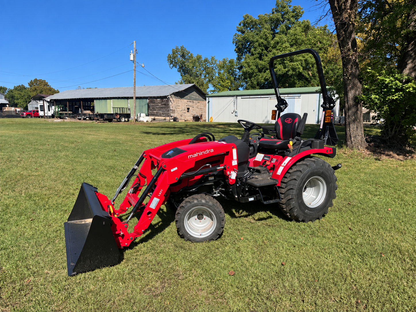 Mahindra 2126 HST