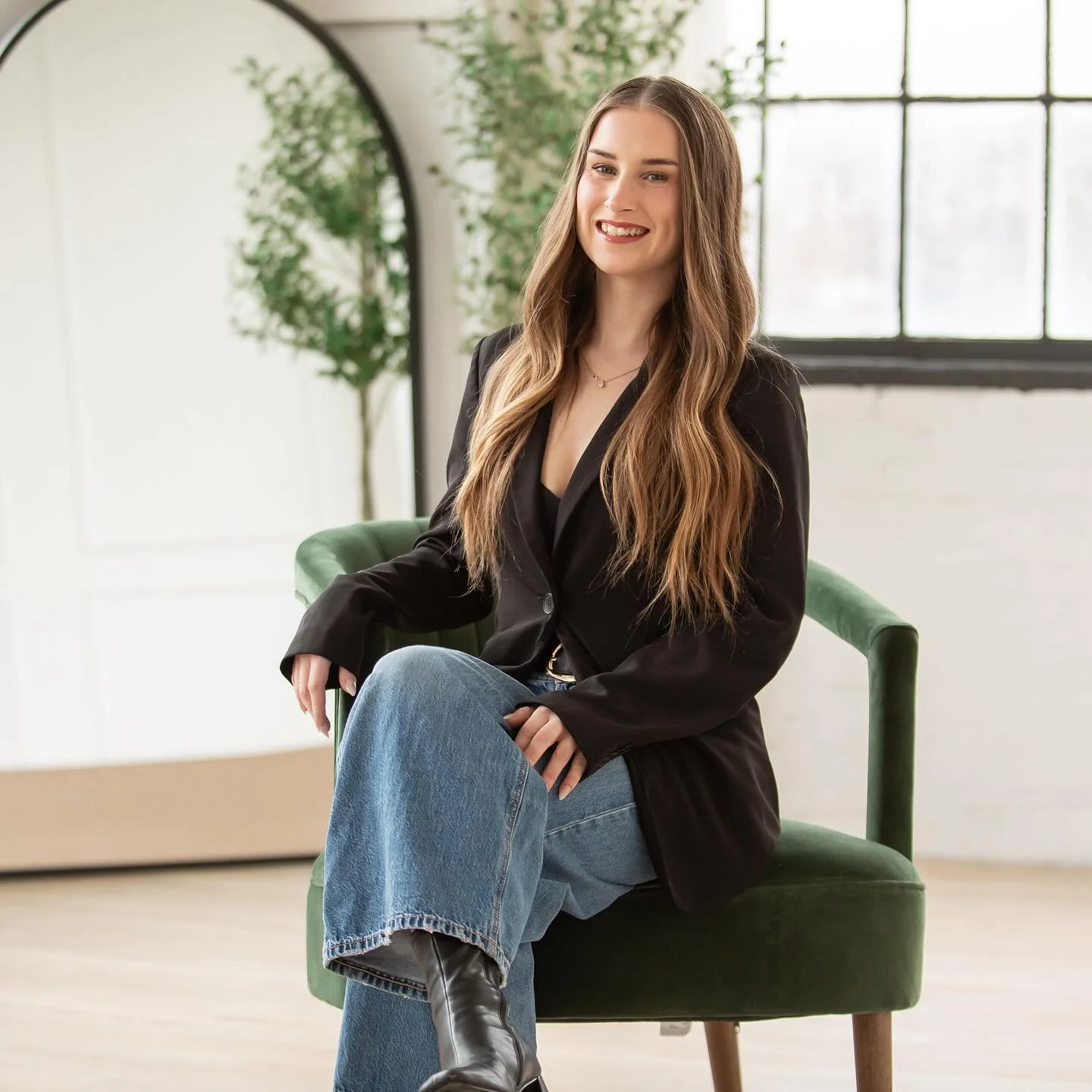 Happy Tuesday! ☀️ 

If you&rsquo;re new here, welcome. I am so glad you have found us! And if you&rsquo;ve been here for a while, thank you for supporting our journey and trusting me with your homes and your vision. 

My name is Taylor, I am the desi