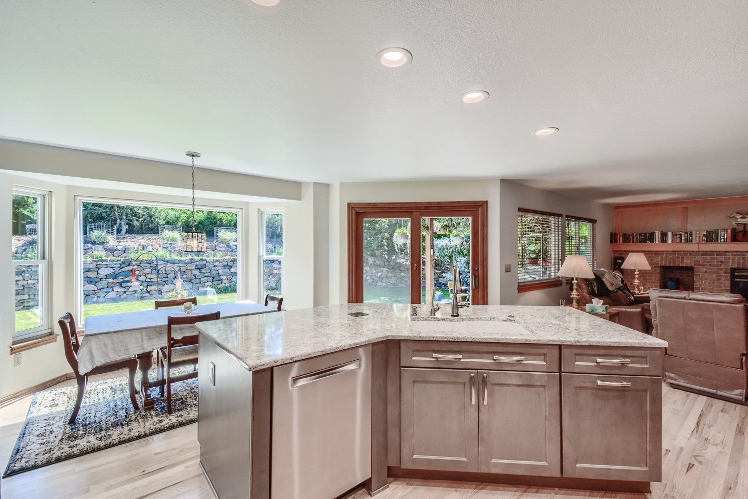 9 White Alder Littleton CO - Web Quality - 001 - 02 Kitchen.jpg