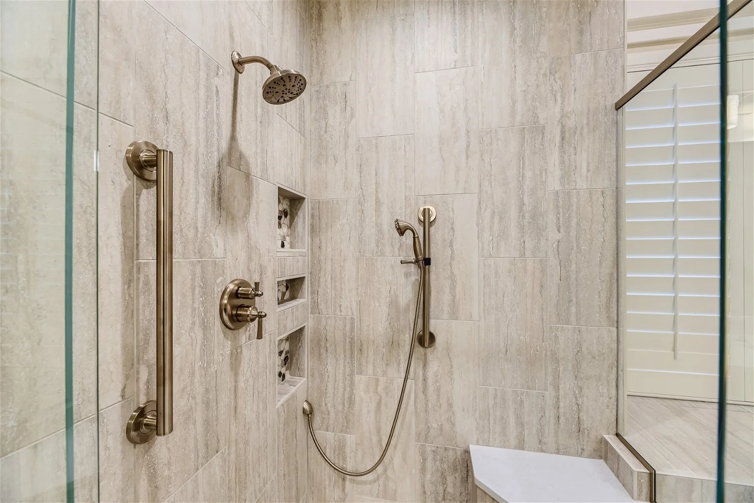 11631 East Berry Avenue - Web Quality - 003 - 04 Primary Bathroom.jpg