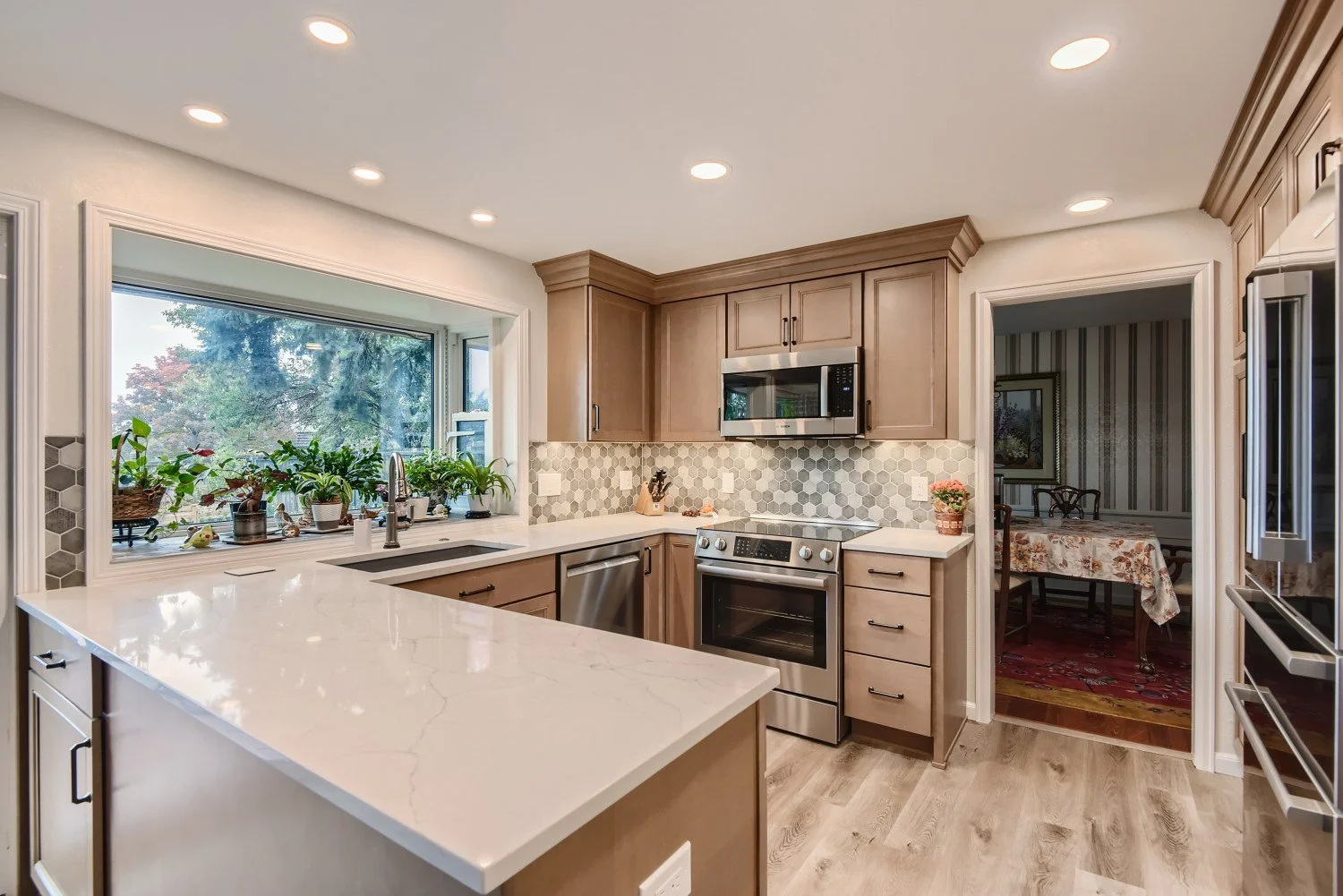 6312 South Poplar Court Centennial CO - Web Quality - 000 - 01 Kitchen.jpg