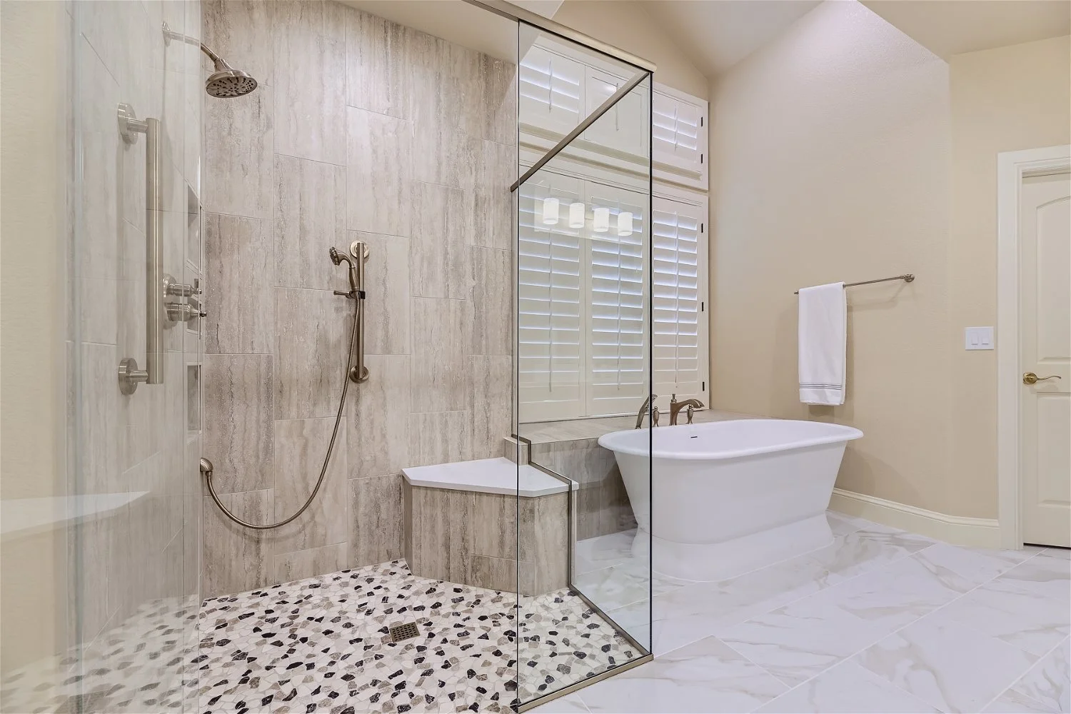 11631 East Berry Avenue - Web Quality - 010 - 13 Primary Bathroom.jpg