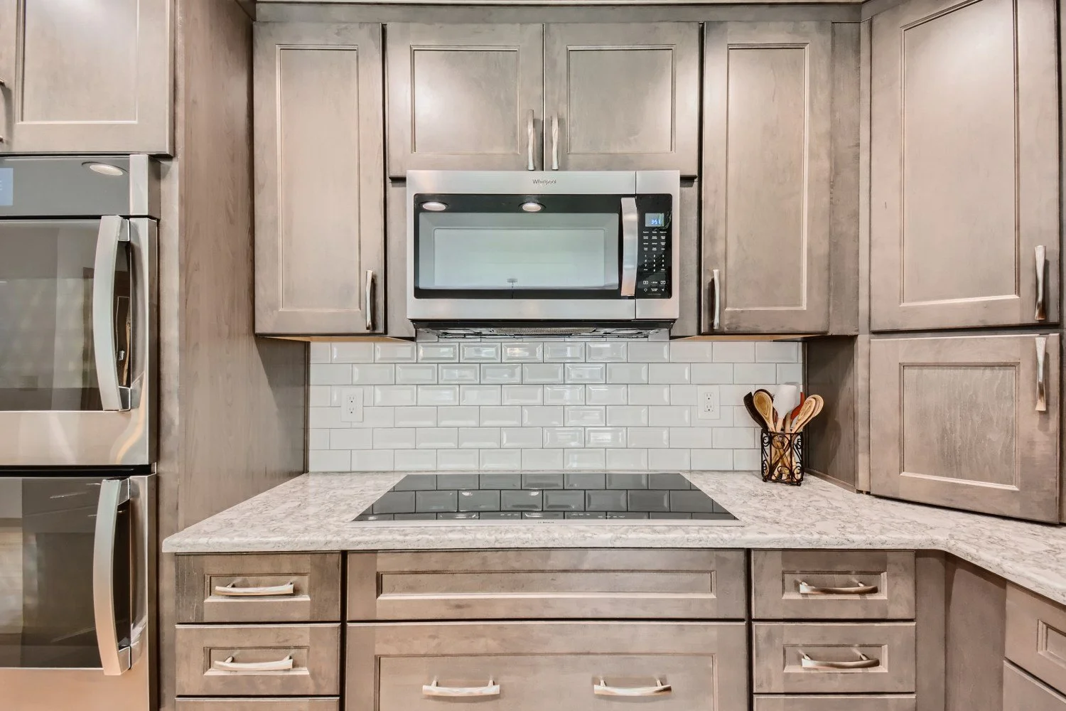 9 White Alder Littleton CO - Web Quality - 005 - 06 Kitchen.jpg